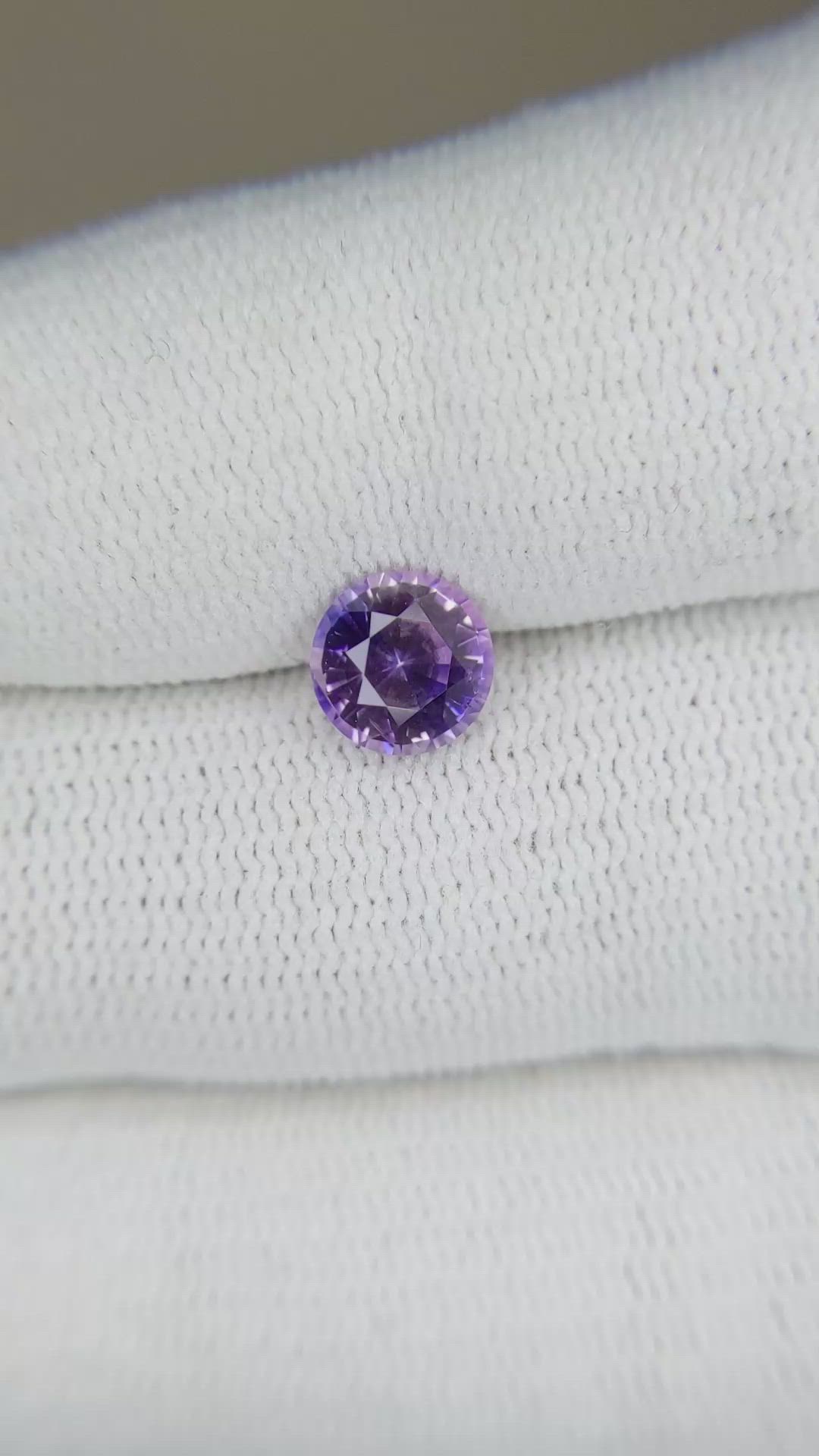 1.49 Ct. Bi Color Sapphire from Ceylon (Sri Lanka) Size Video