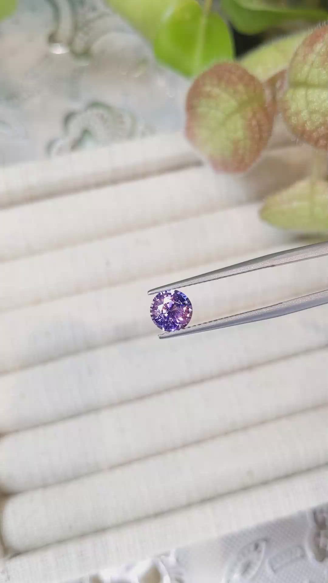 1.49 Ct. Bi Color Sapphire from Ceylon (Sri Lanka) Size Video