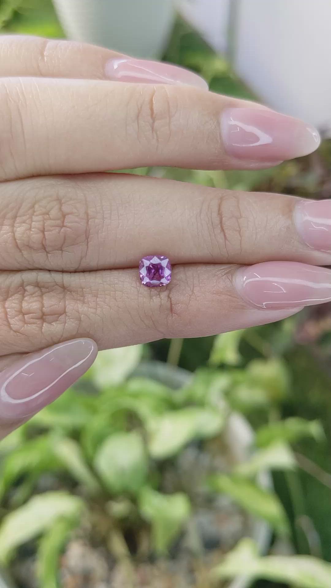 0.90 Ct. Pinkish Purple Sapphire from Madagascar Size Video