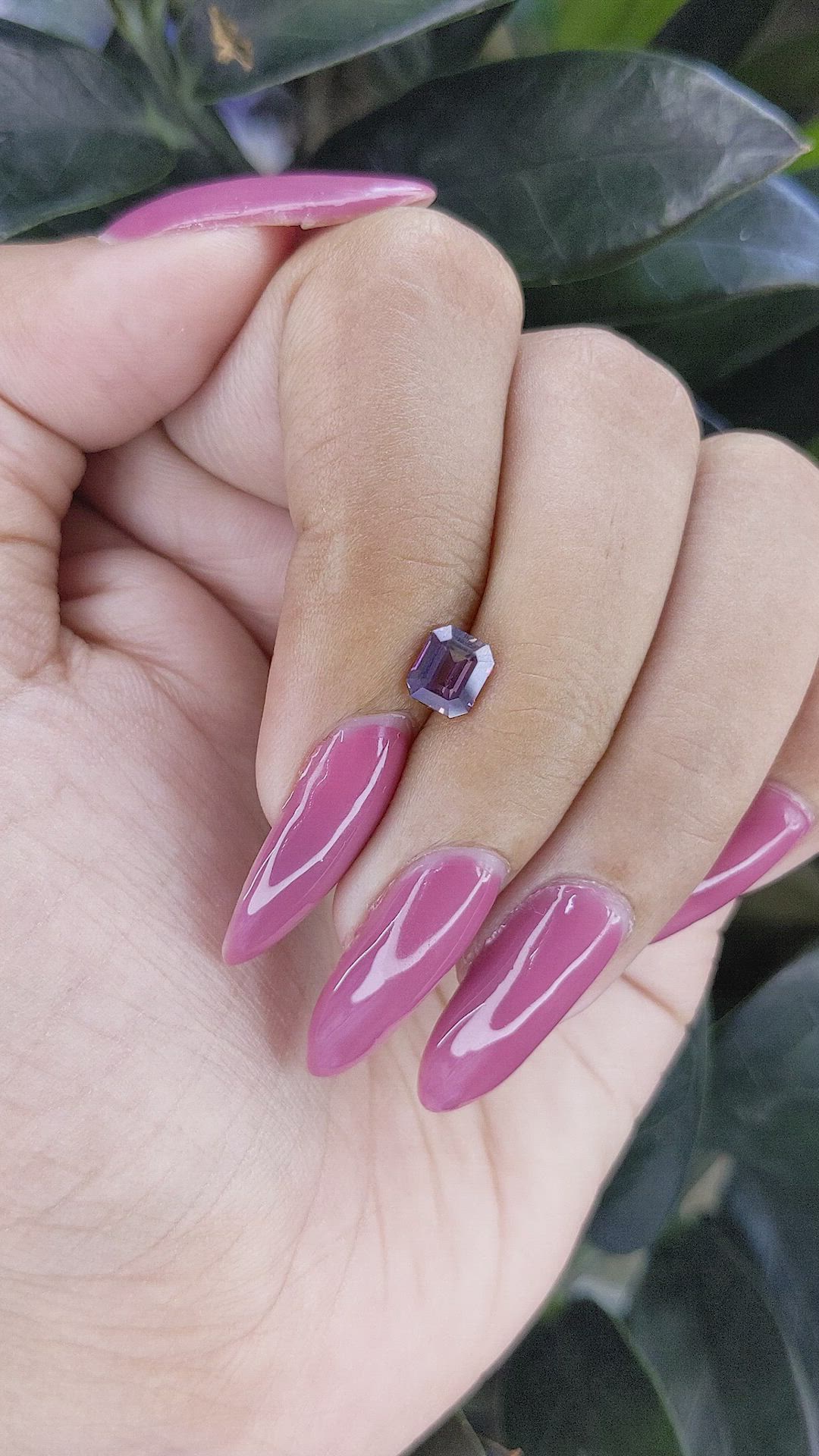 1.05 Ct. Pinkish Purple Sapphire from Ceylon (Sri Lanka) Size Video