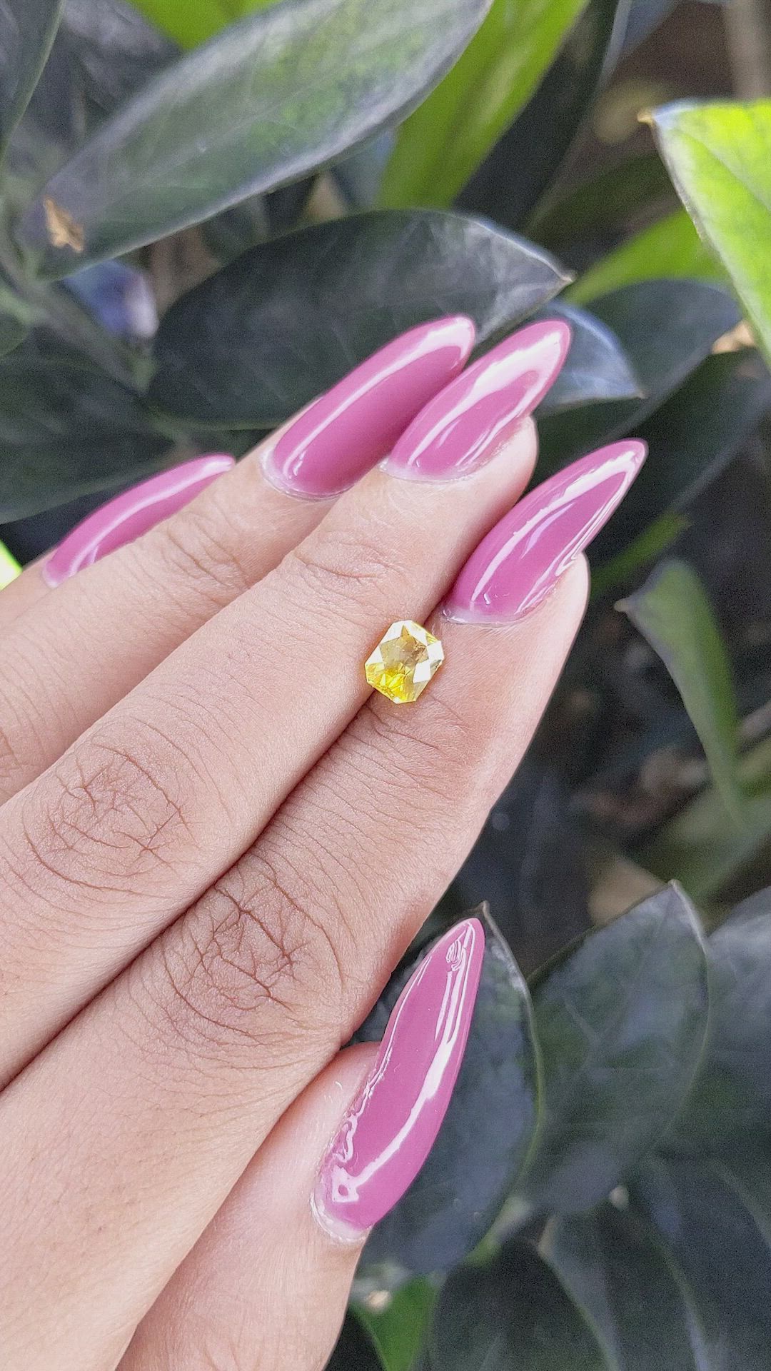 1.05 Ct. Yellow Sapphire from Ceylon (Sri Lanka) Size Video