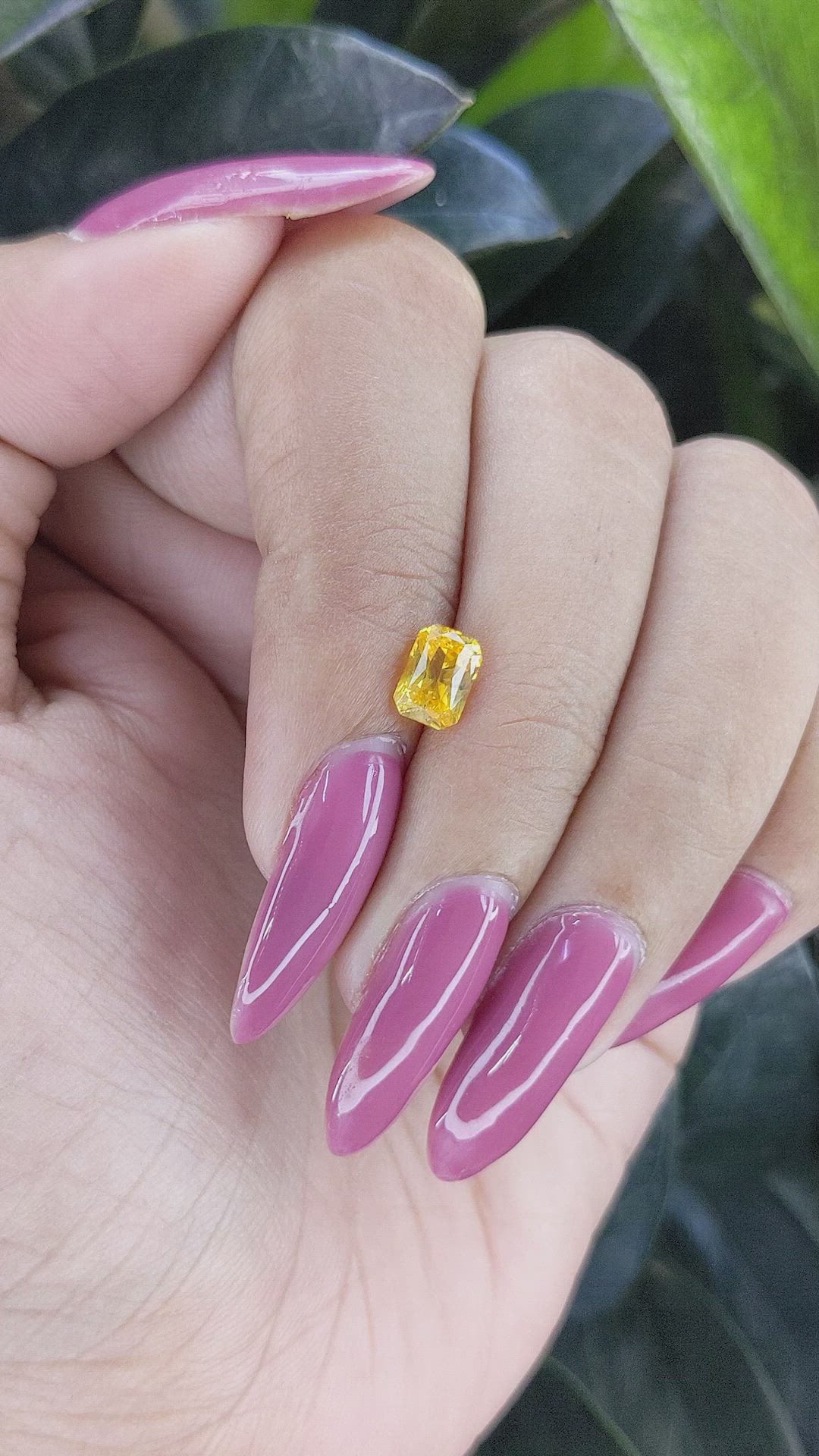 1.10 Ct. Orangish Yellow Sapphire from Ceylon (Sri Lanka) Size Video