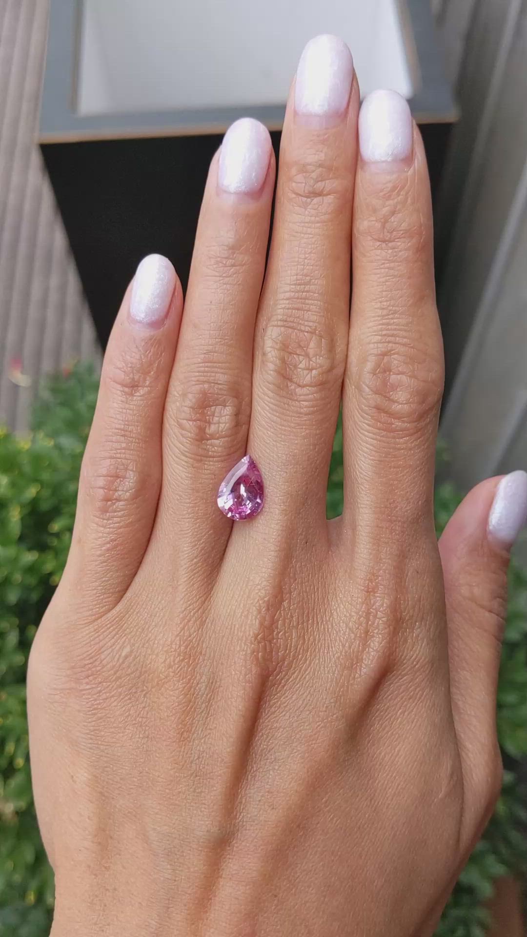 2.82 Ct. Pink Sapphire from Ceylon (Sri Lanka) Size Video