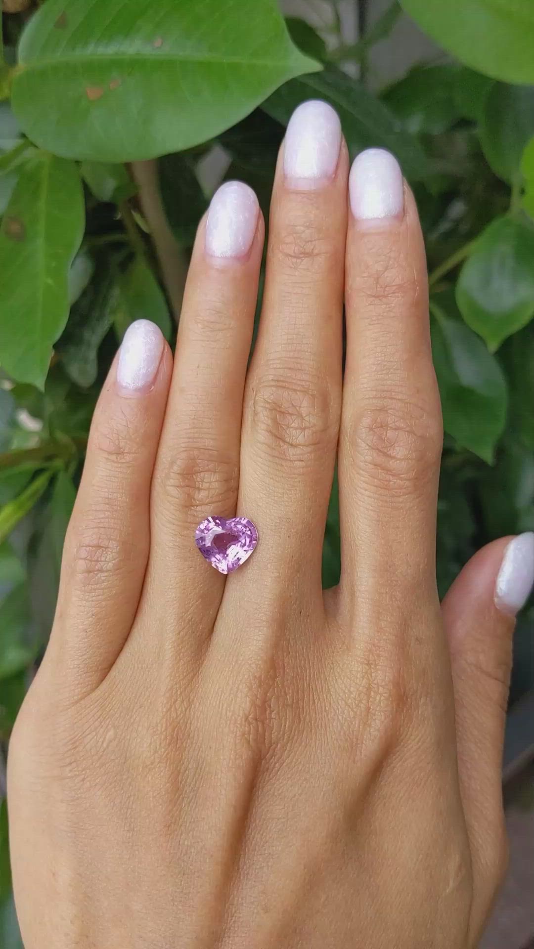 3.76 Ct. Purplish Pink Sapphire from Ceylon (Sri Lanka) Size Video