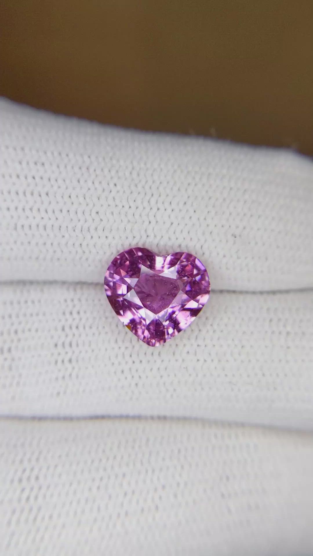 3.76 Ct. Purplish Pink Sapphire from Ceylon (Sri Lanka) Size Video
