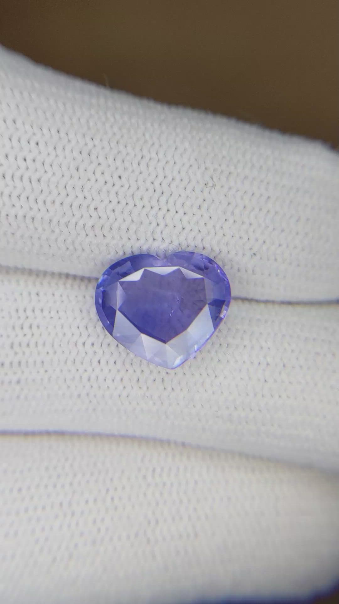 4.10 Ct. Blue Sapphire from Ceylon (Sri Lanka) Size Video