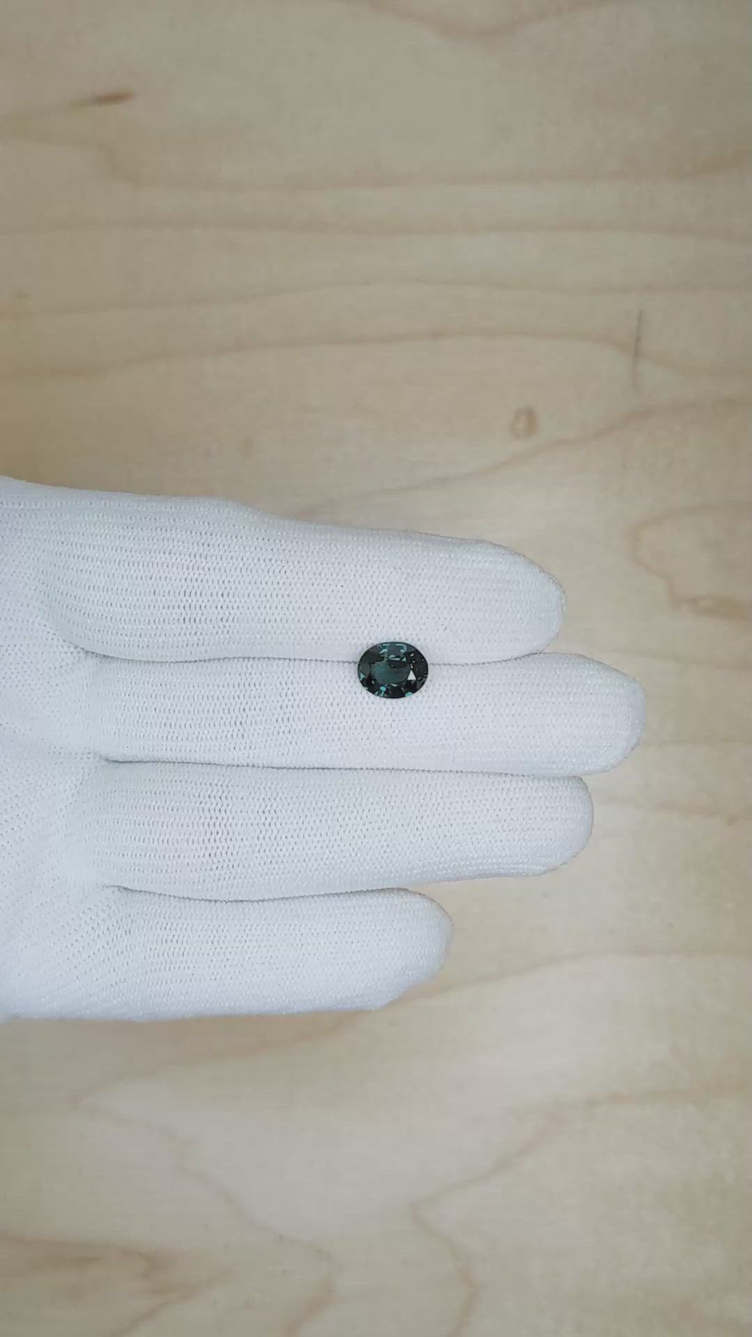 2.13 Ct. Bluish Green Sapphire from Ceylon (Sri Lanka) Size Video