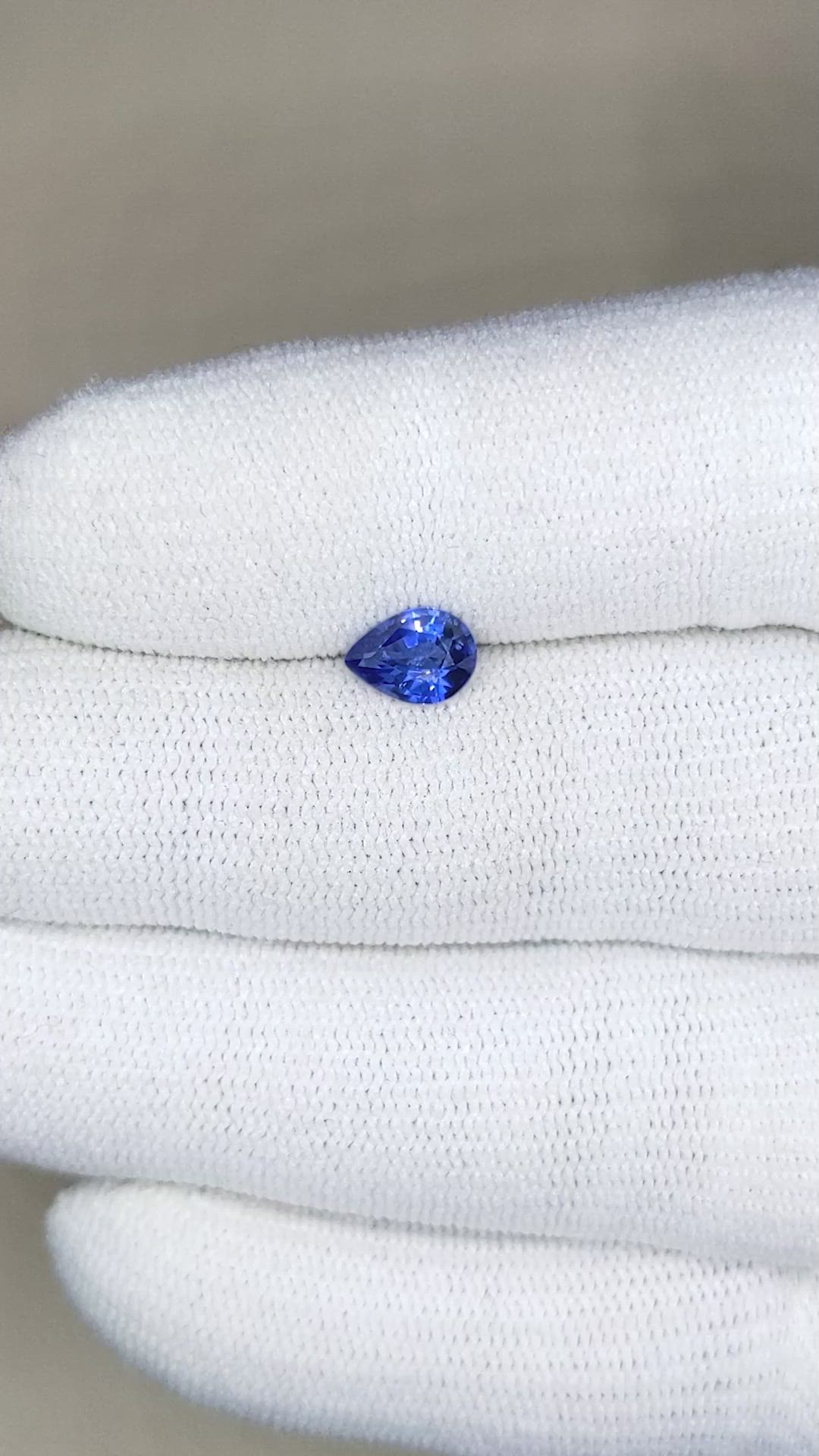 0.86 Ct. Blue Sapphire from Ceylon (Sri Lanka) Size Video