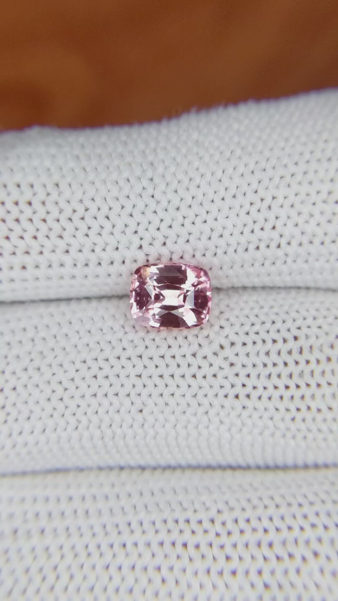 1.77 Ct. Padparadscha Sapphire from Ceylon (Sri Lanka) Size Video