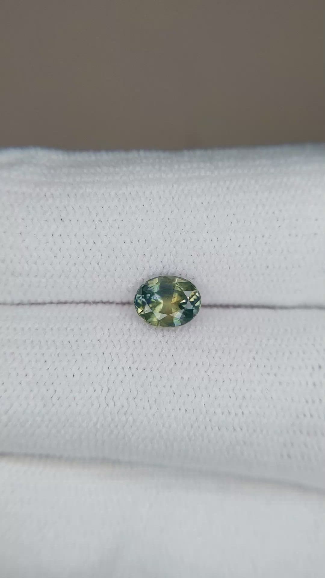 0.80 Ct. Bi Color Sapphire from Madagascar Size Video