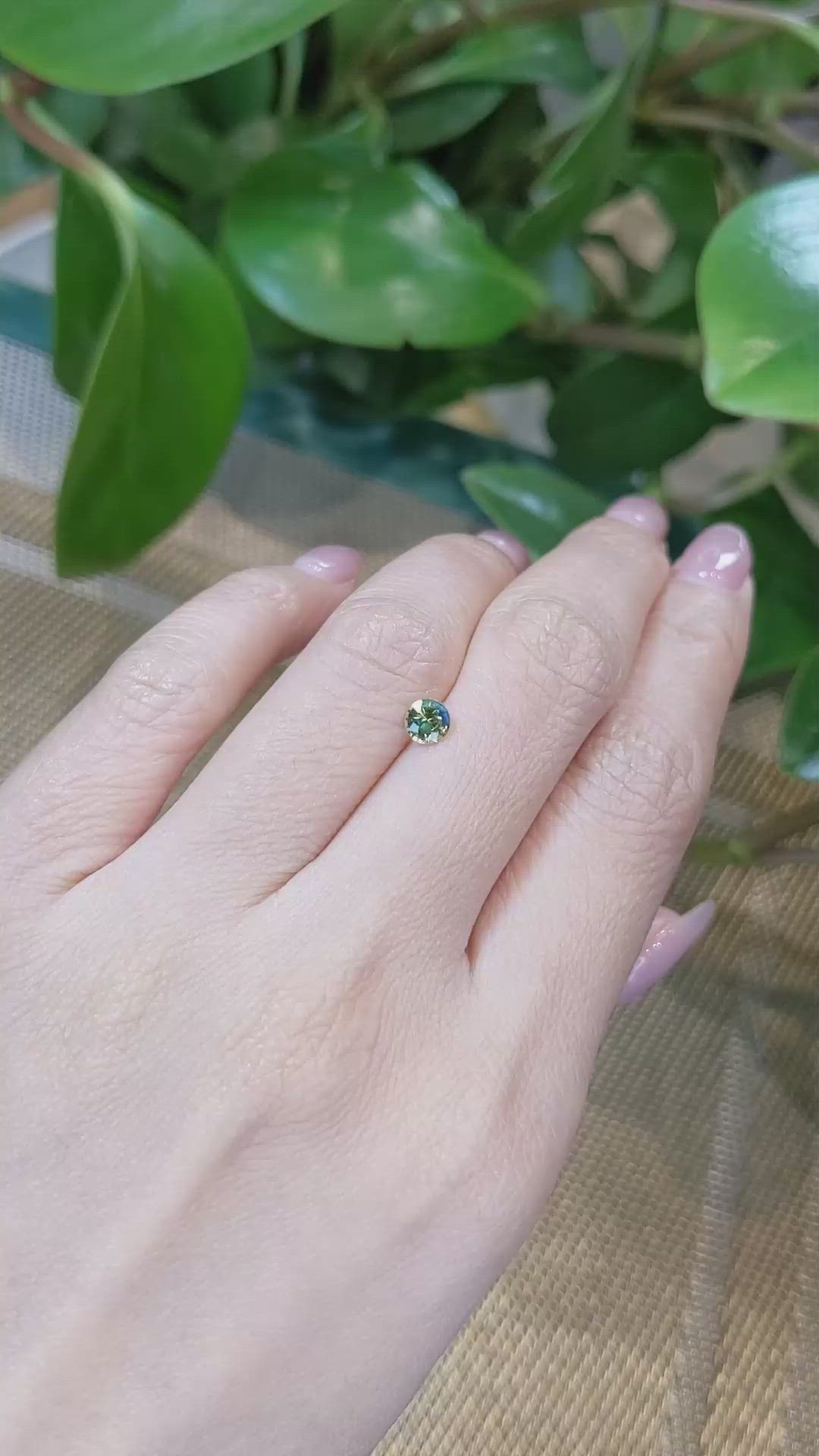 0.50 Ct. Bi Color Sapphire from Madagascar Size Video