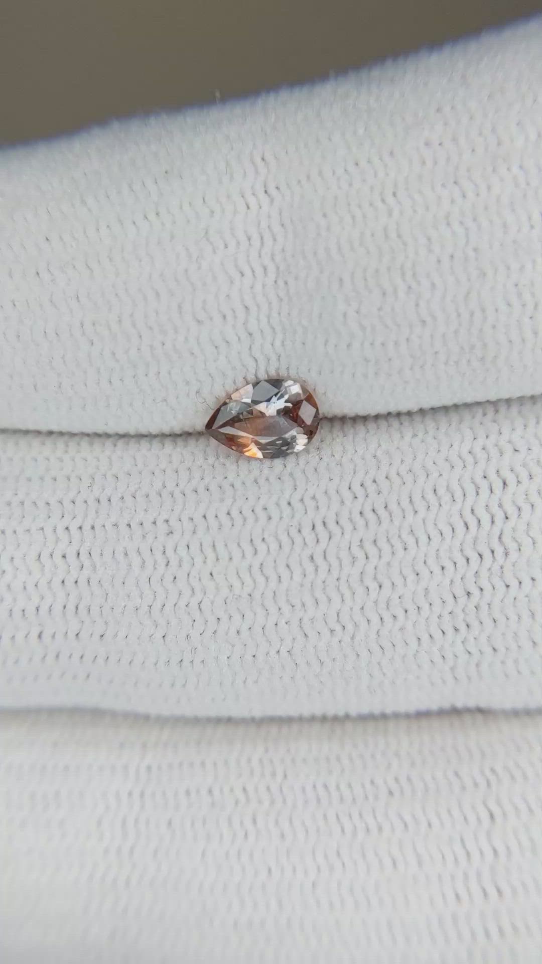 0.43 Ct. Bi Color Sapphire from Montana Size Video