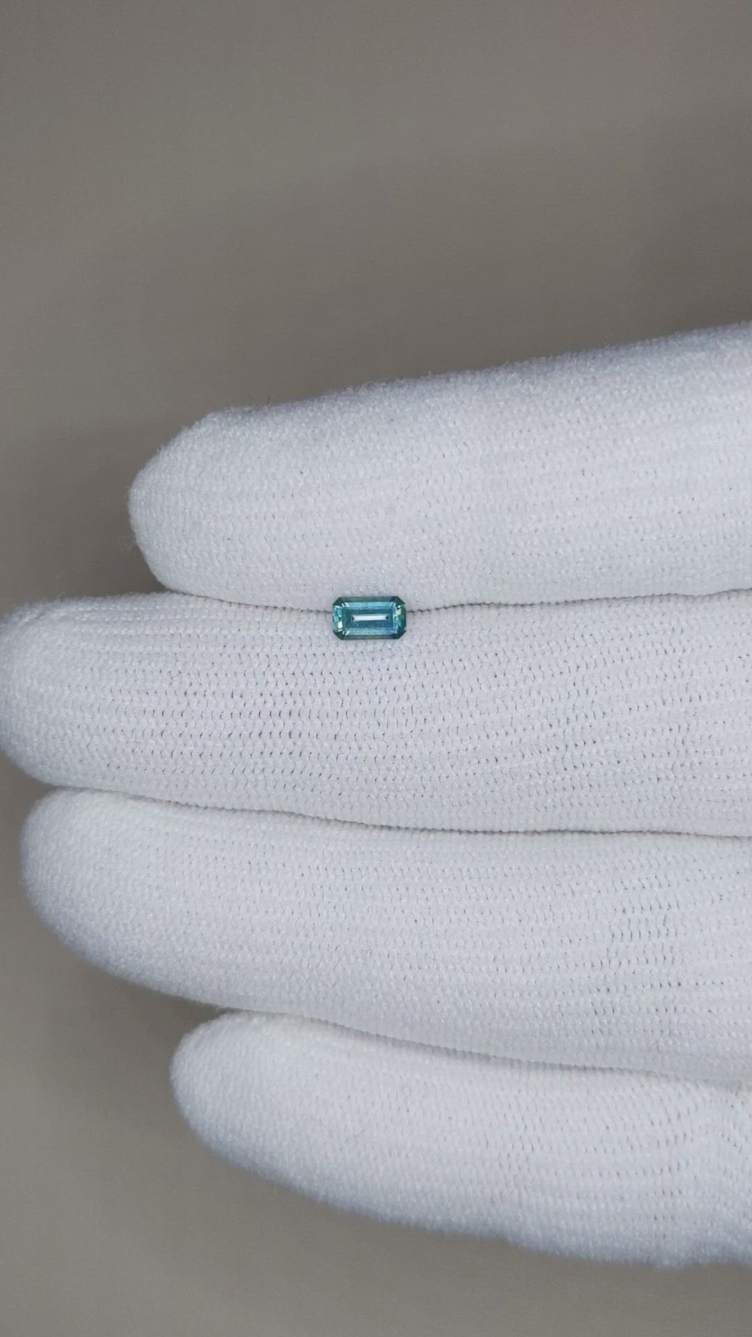 0.35 Ct. Bluish Green Sapphire from Montana Size Video