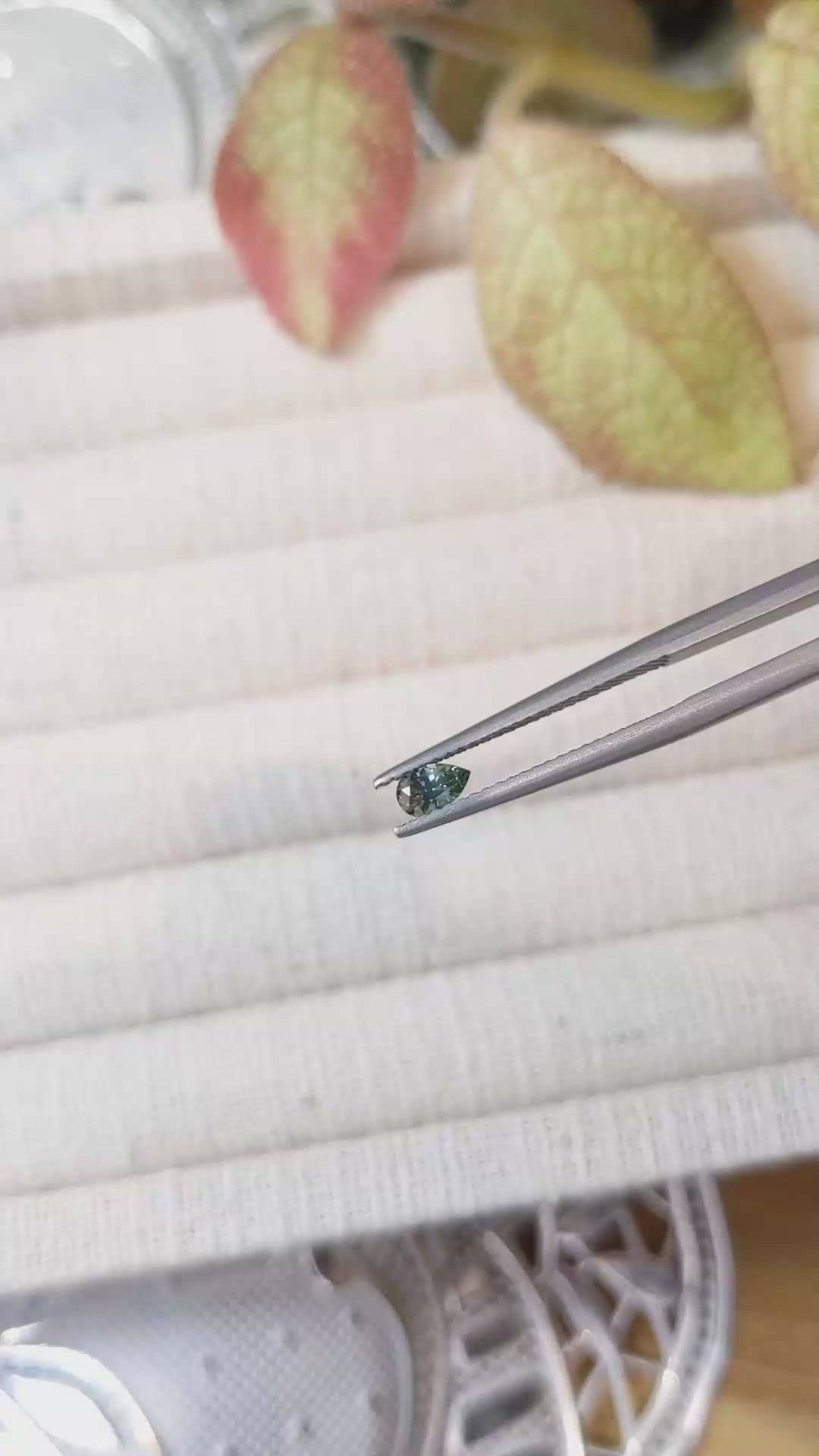 0.27 Ct. Bi Color Sapphire from Montana Size Video