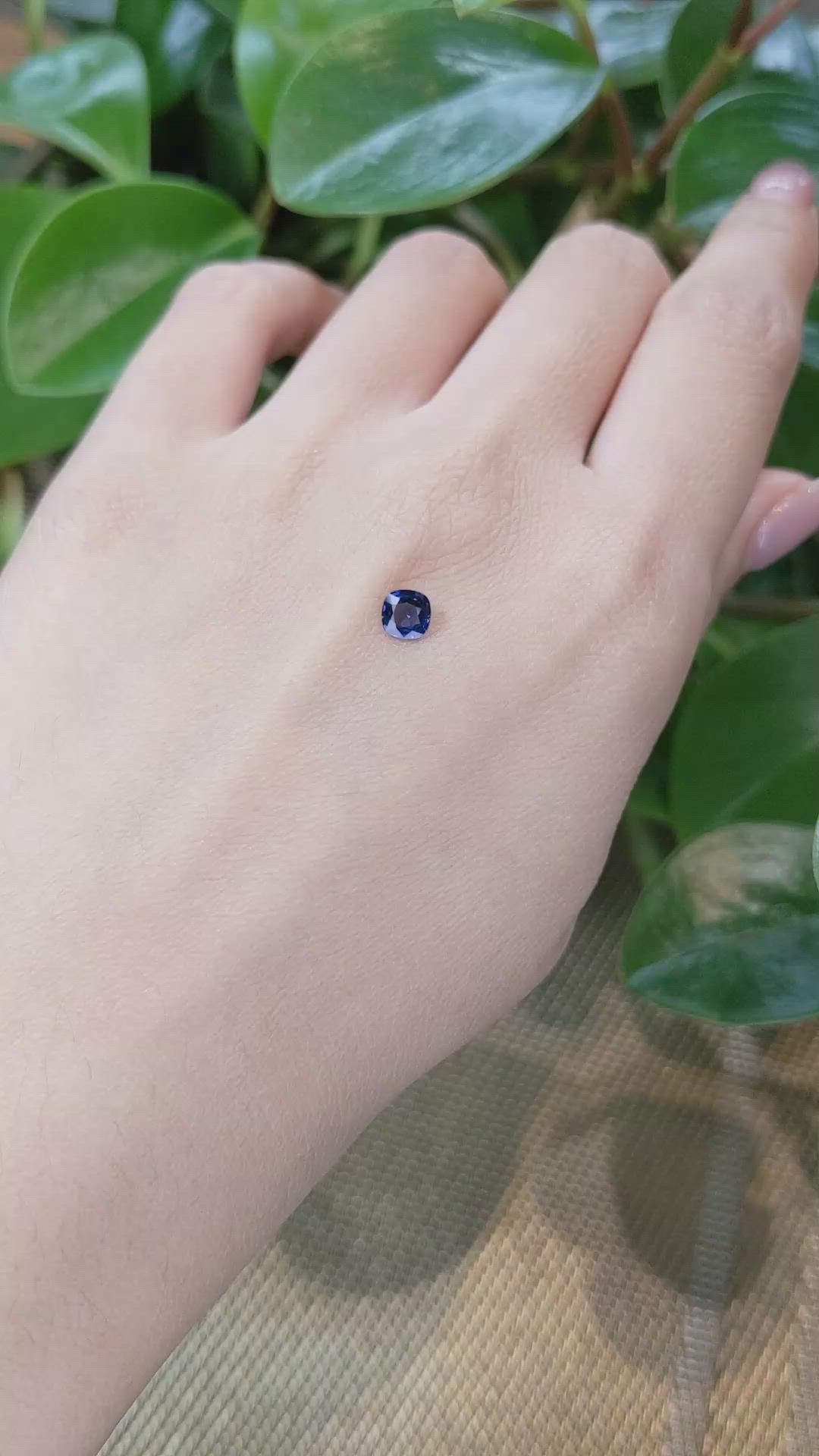 0.45 Ct. Blue Sapphire from Ceylon (Sri Lanka) Size Video