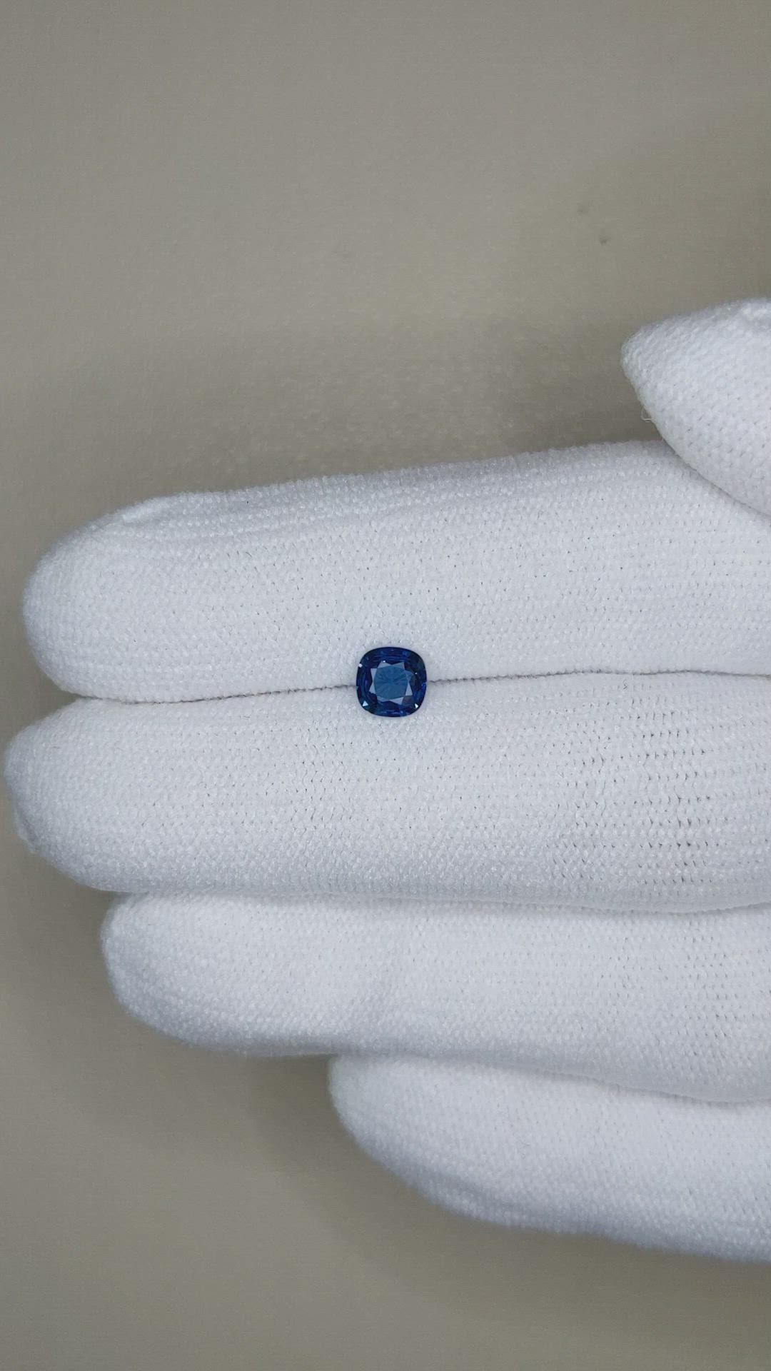 0.45 Ct. Blue Sapphire from Ceylon (Sri Lanka) Size Video