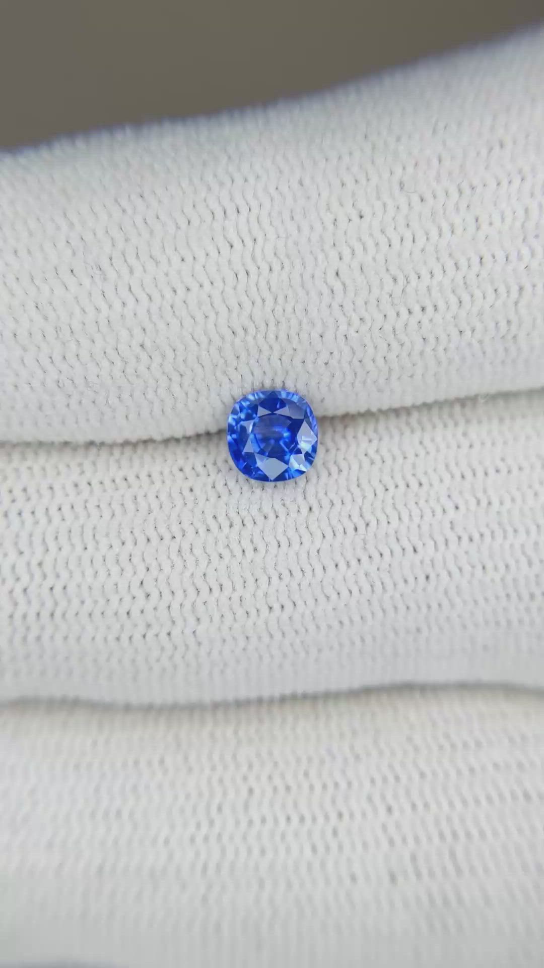 0.65 Ct. Blue Sapphire from Ceylon (Sri Lanka) Size Video