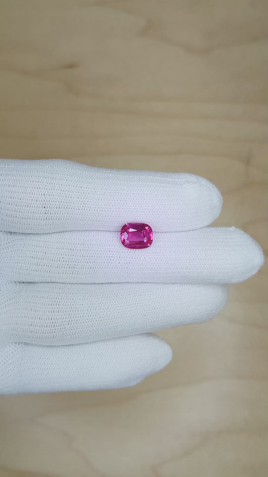 2.51 Ct. Pink Sapphire from Ceylon (Sri Lanka) Size Video