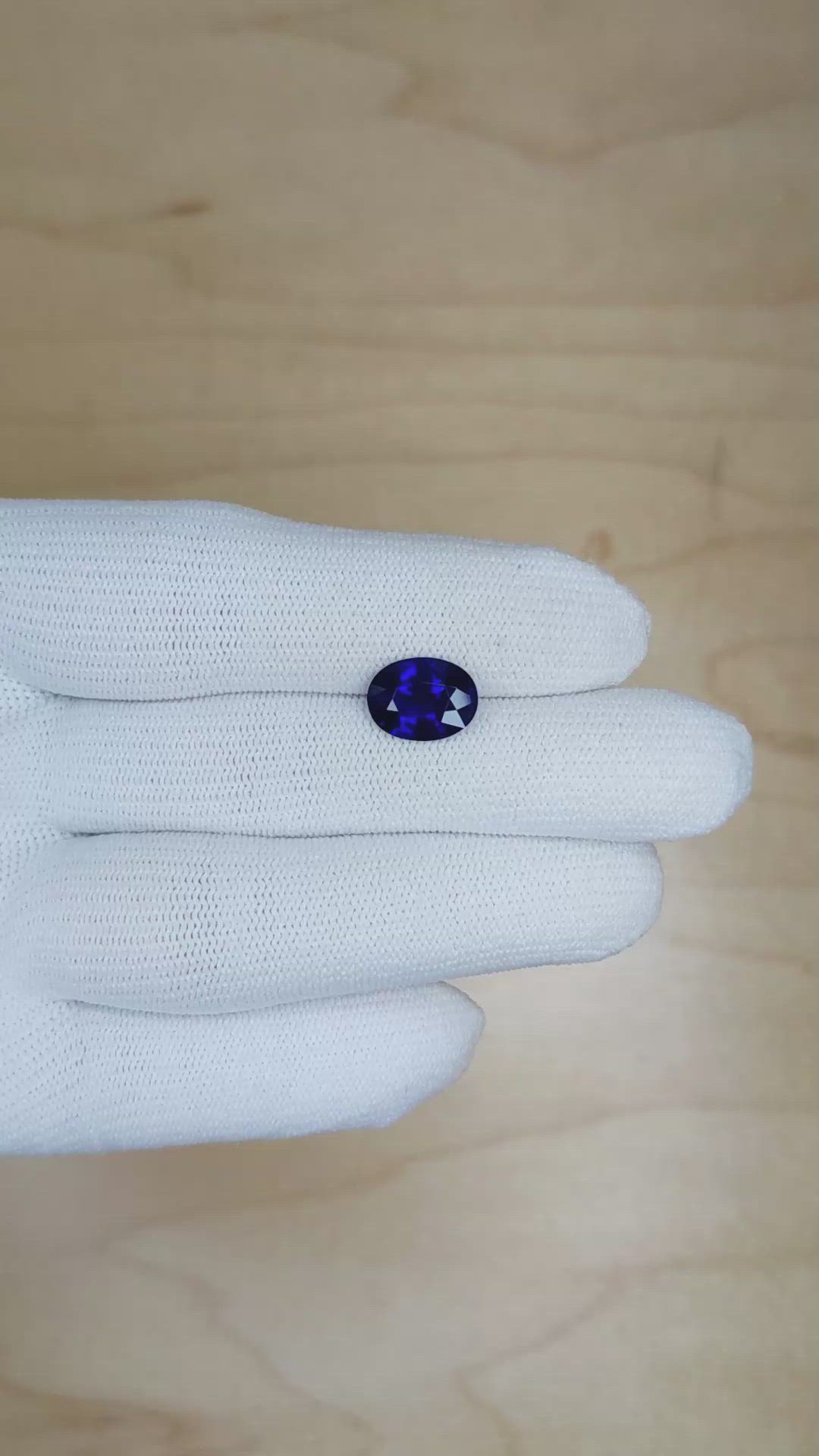 3.10 Ct. Blue Sapphire from Ceylon (Sri Lanka) Size Video