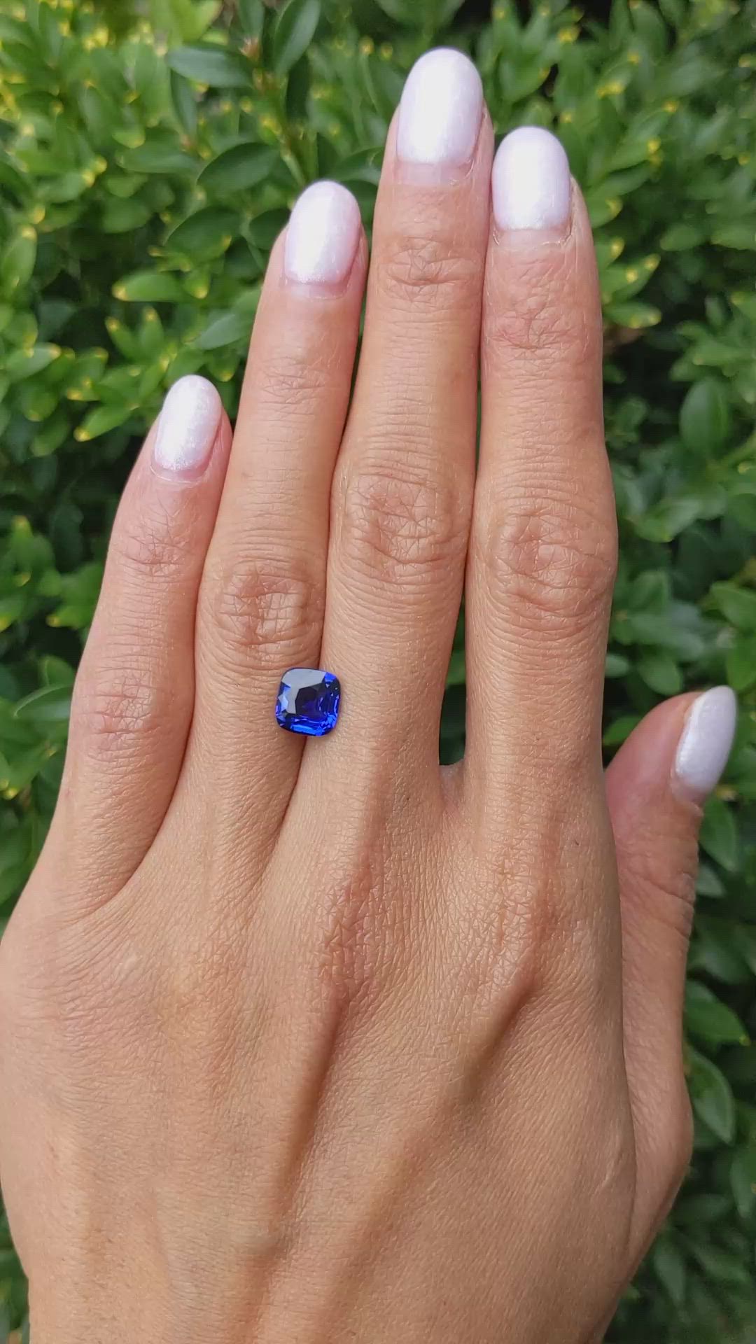 2.11 Ct. Blue Sapphire from Ceylon (Sri Lanka) Size Video