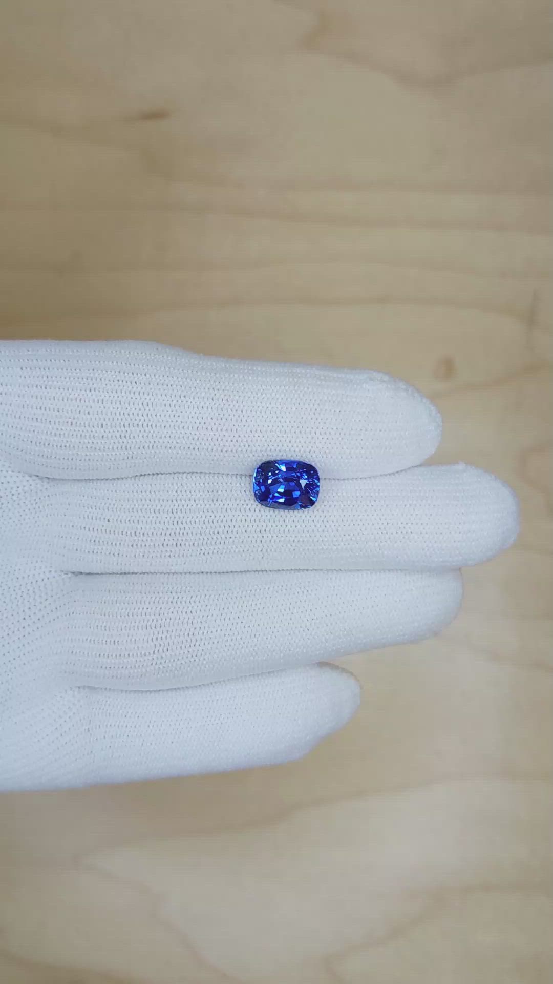 3.50 Ct. Blue Sapphire from Ceylon (Sri Lanka) Size Video