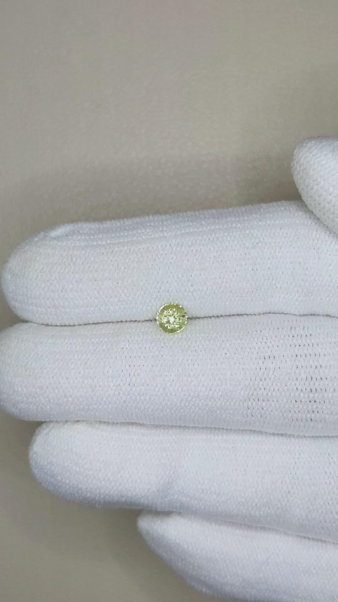 0.40 Ct. Greenish Yellow Sapphire from Madagascar Size Video