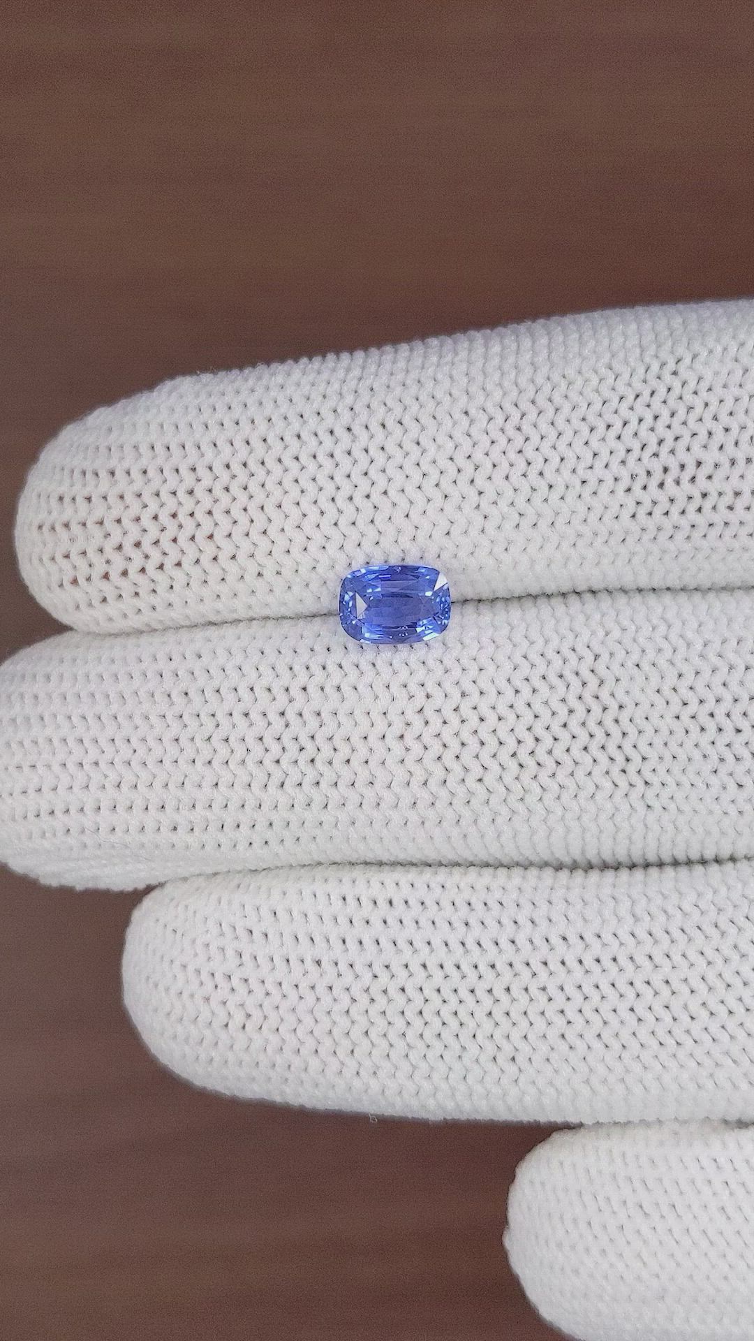 1.23 Ct. Blue Sapphire from Ceylon (Sri Lanka) Size Video