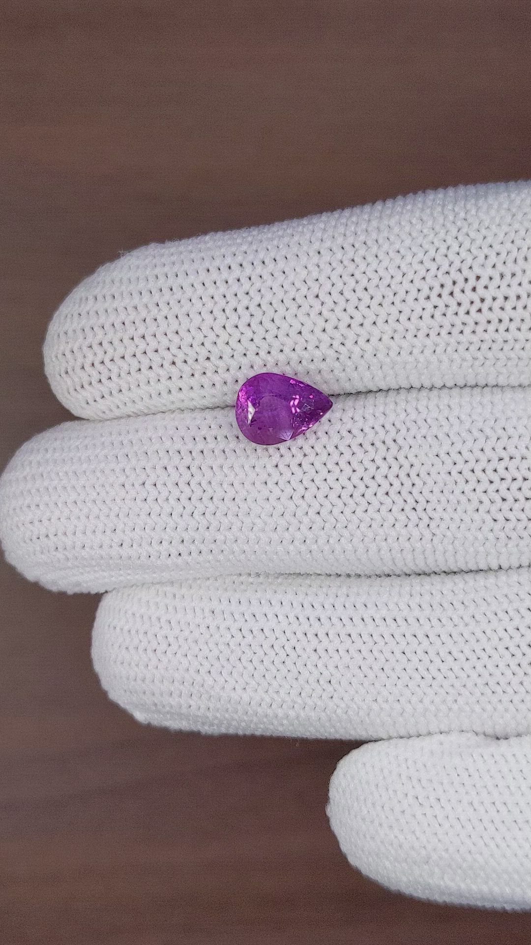 2.25 Ct. Purple Sapphire from Ceylon (Sri Lanka) Size Video