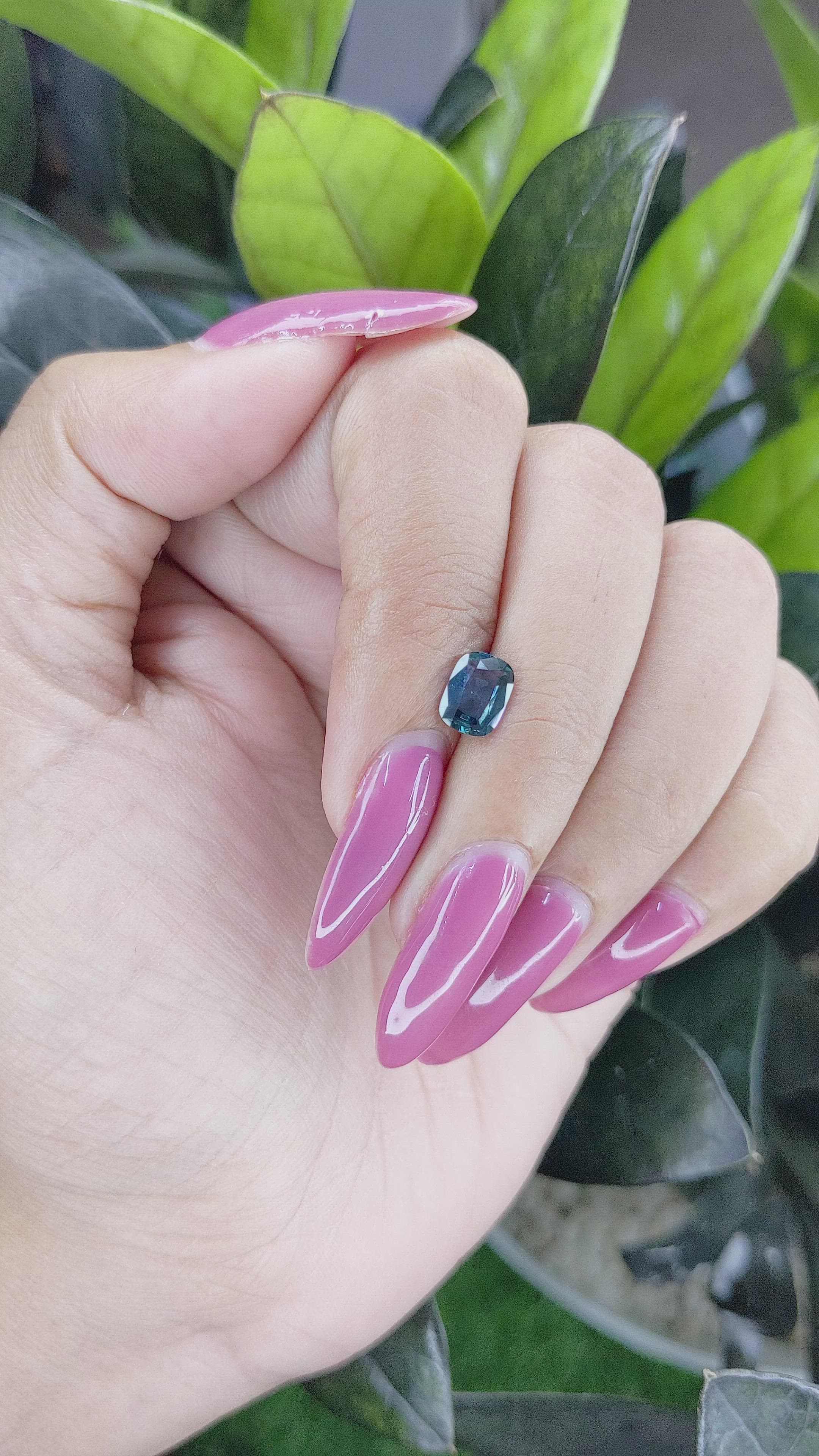 1.04 Ct. Greenish Blue Sapphire from Ceylon (Sri Lanka) Size Video