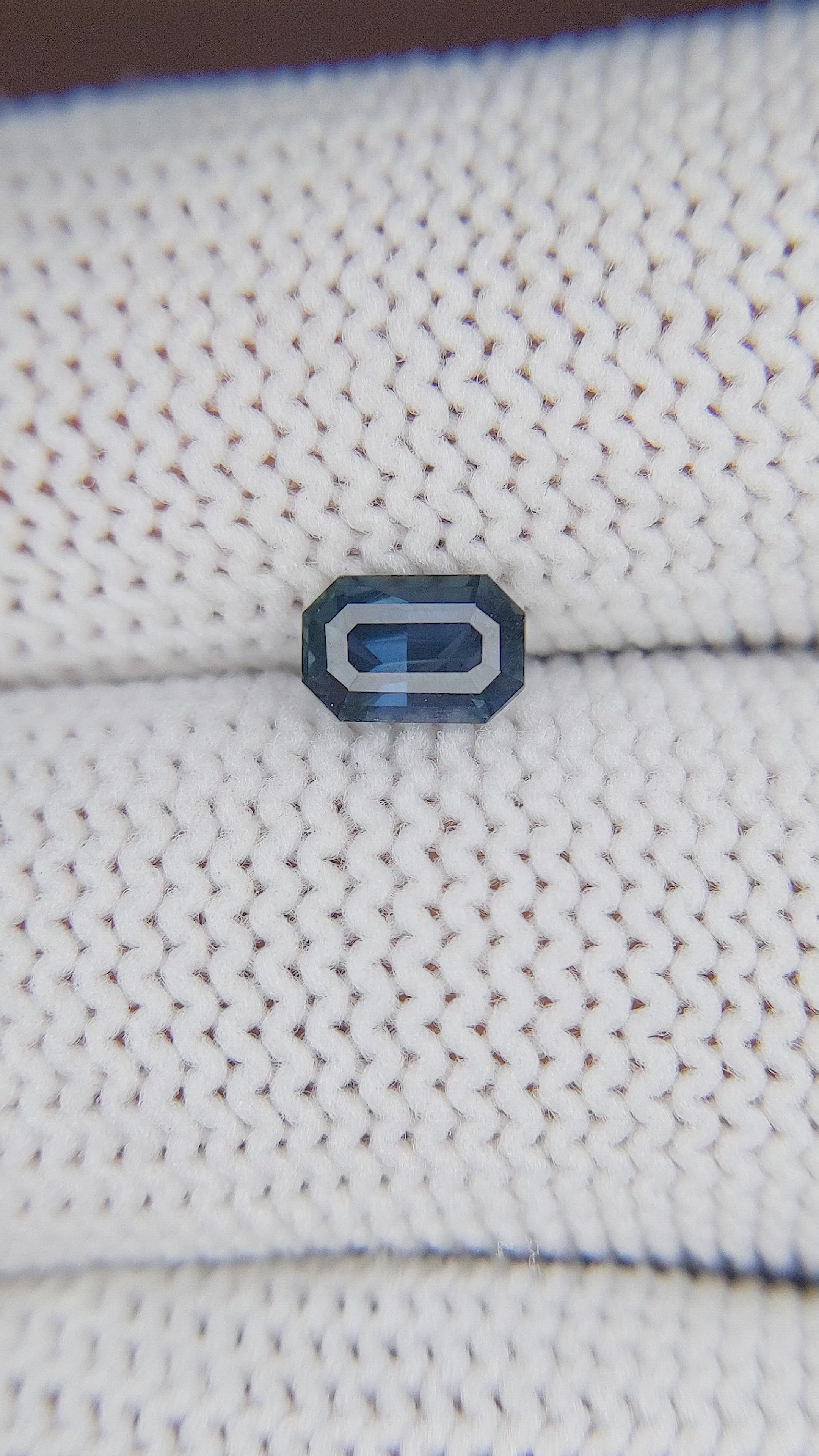 0.79 Ct. Blue Sapphire from Ceylon (Sri Lanka) Size Video