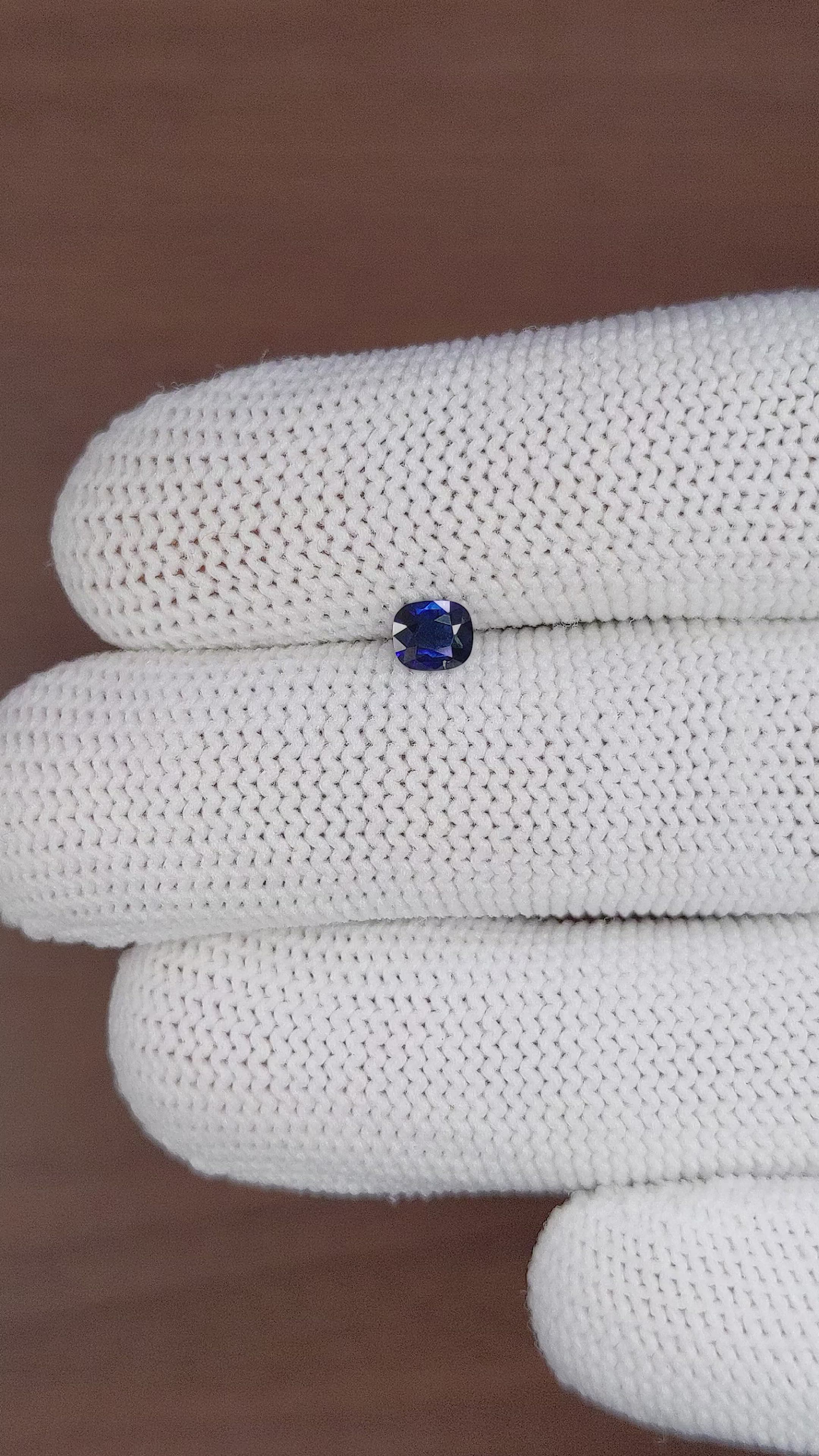 0.32 Ct. Blue Sapphire from Ceylon (Sri Lanka) Size Video