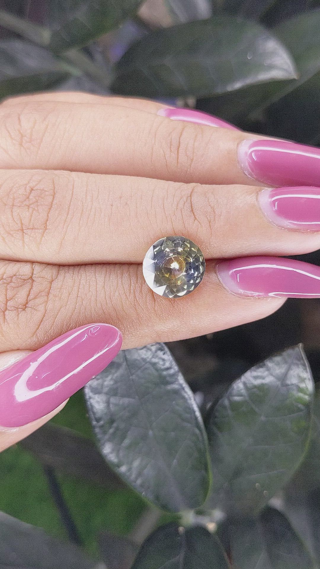 3.53 Ct. Bi Color Sapphire from Madagascar Size Video