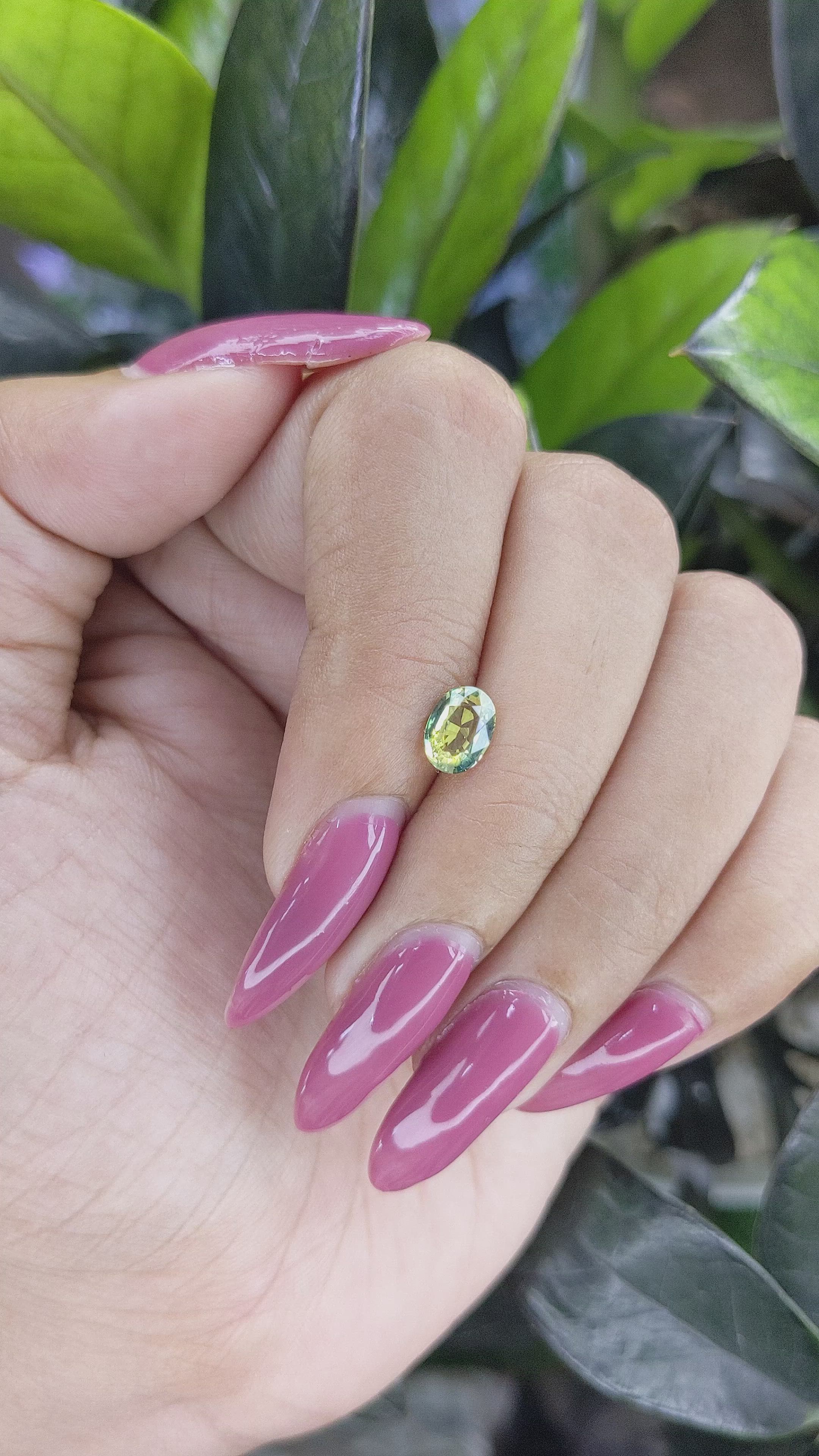 1.09 Ct. Bi Color Sapphire from Madagascar Size Video