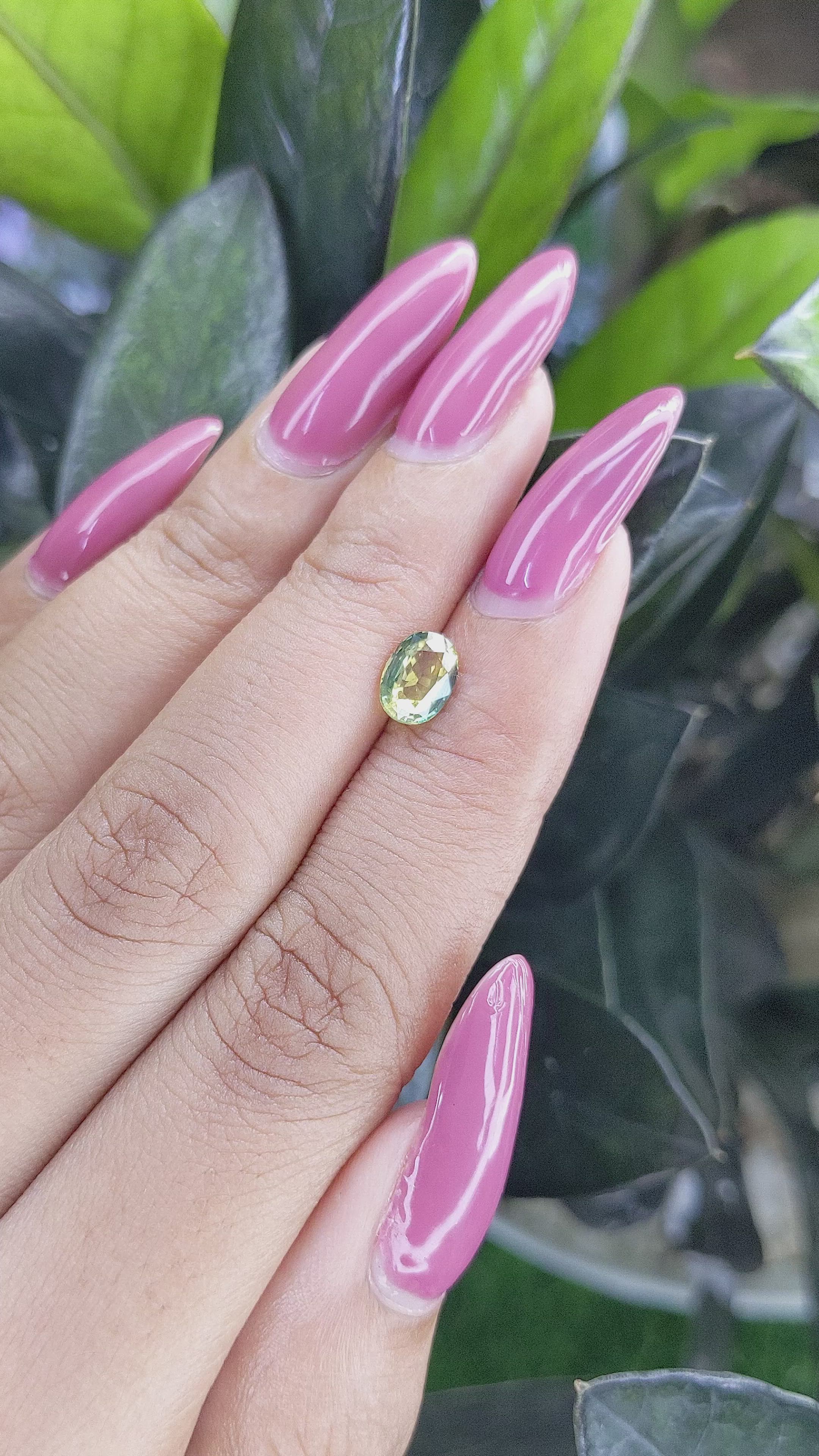 1.09 Ct. Bi Color Sapphire from Madagascar Size Video