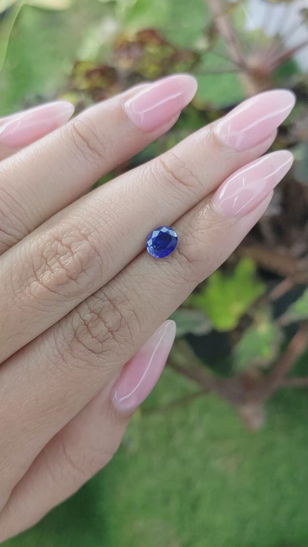 1.10 Ct. Blue Sapphire from Ceylon (Sri Lanka) Size Video