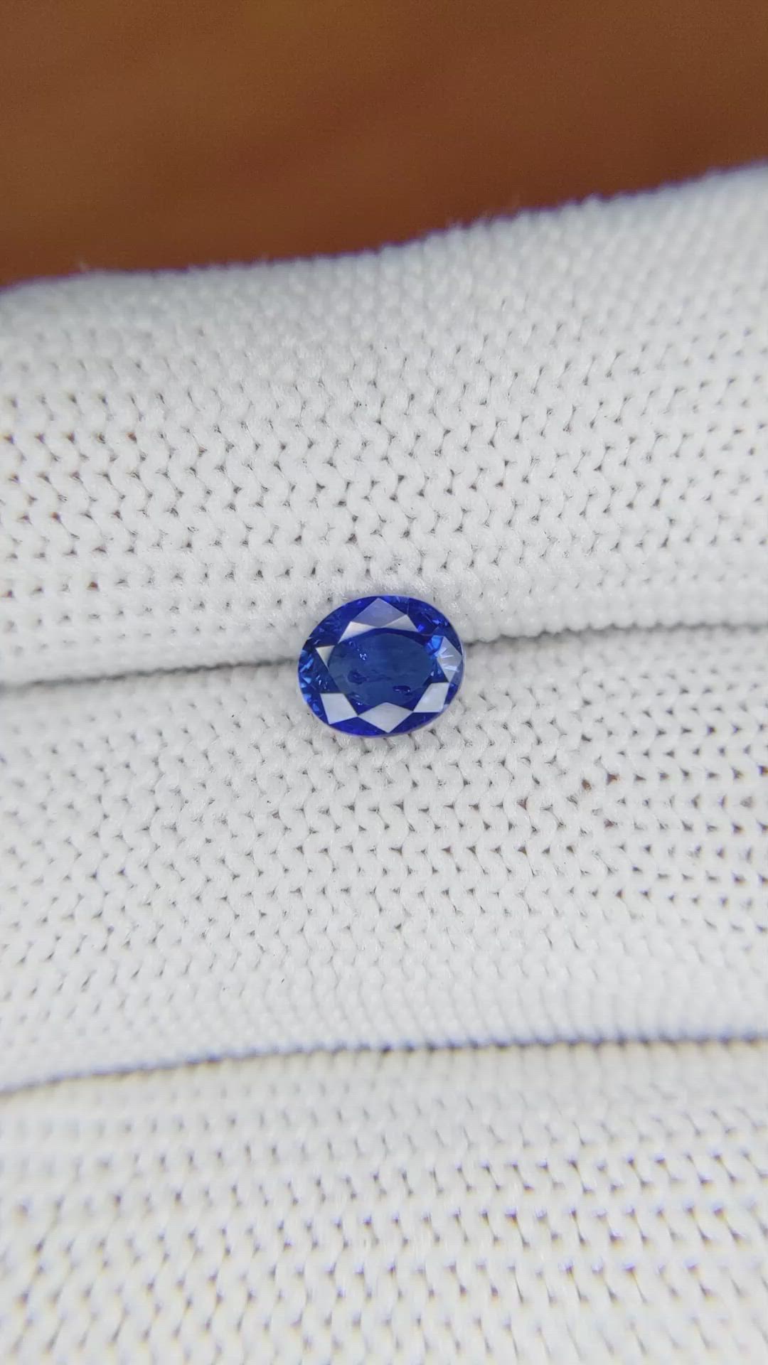 1.10 Ct. Blue Sapphire from Ceylon (Sri Lanka) Size Video