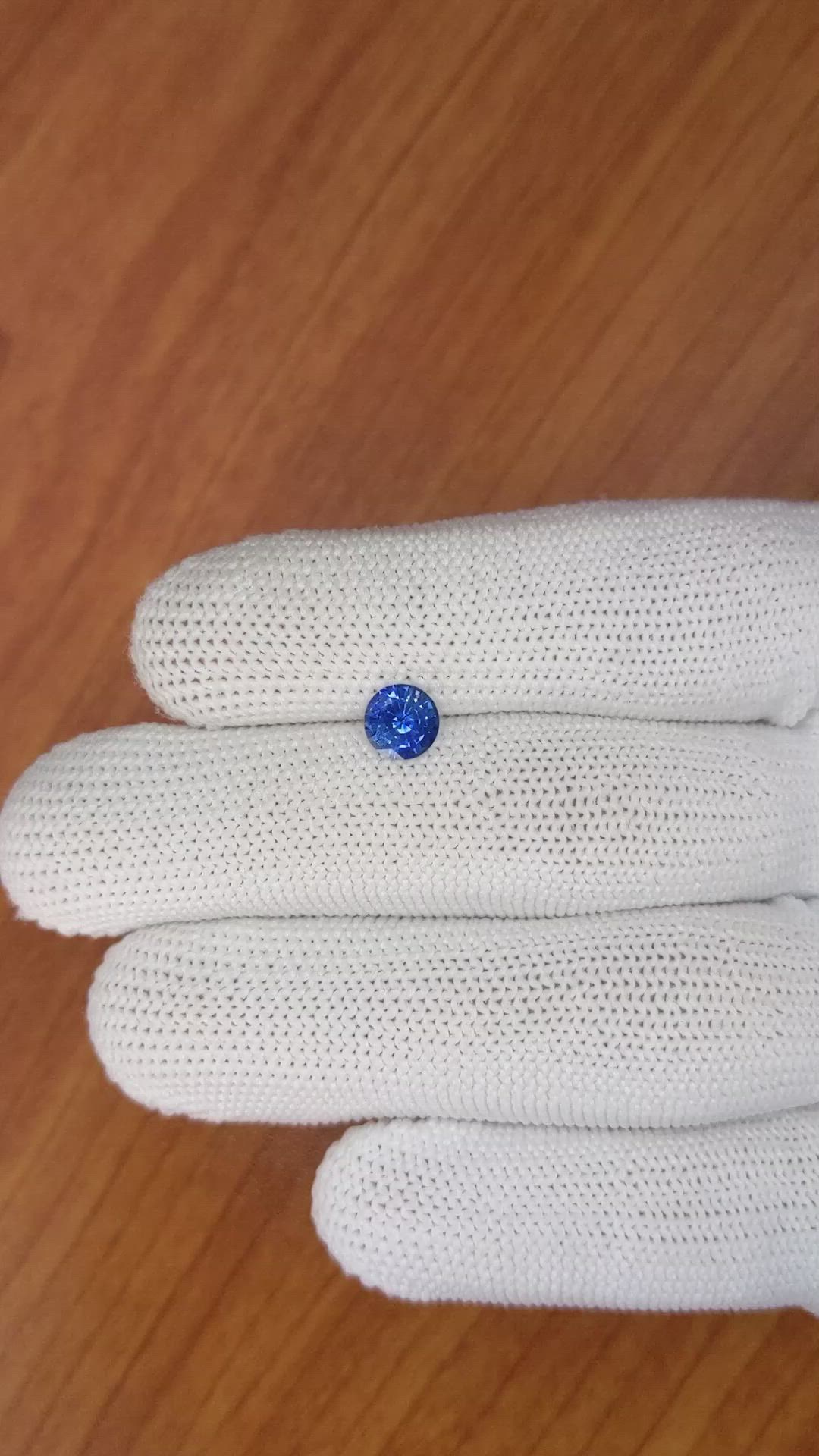 1.12 Ct. Blue Sapphire from Ceylon (Sri Lanka) Size Video