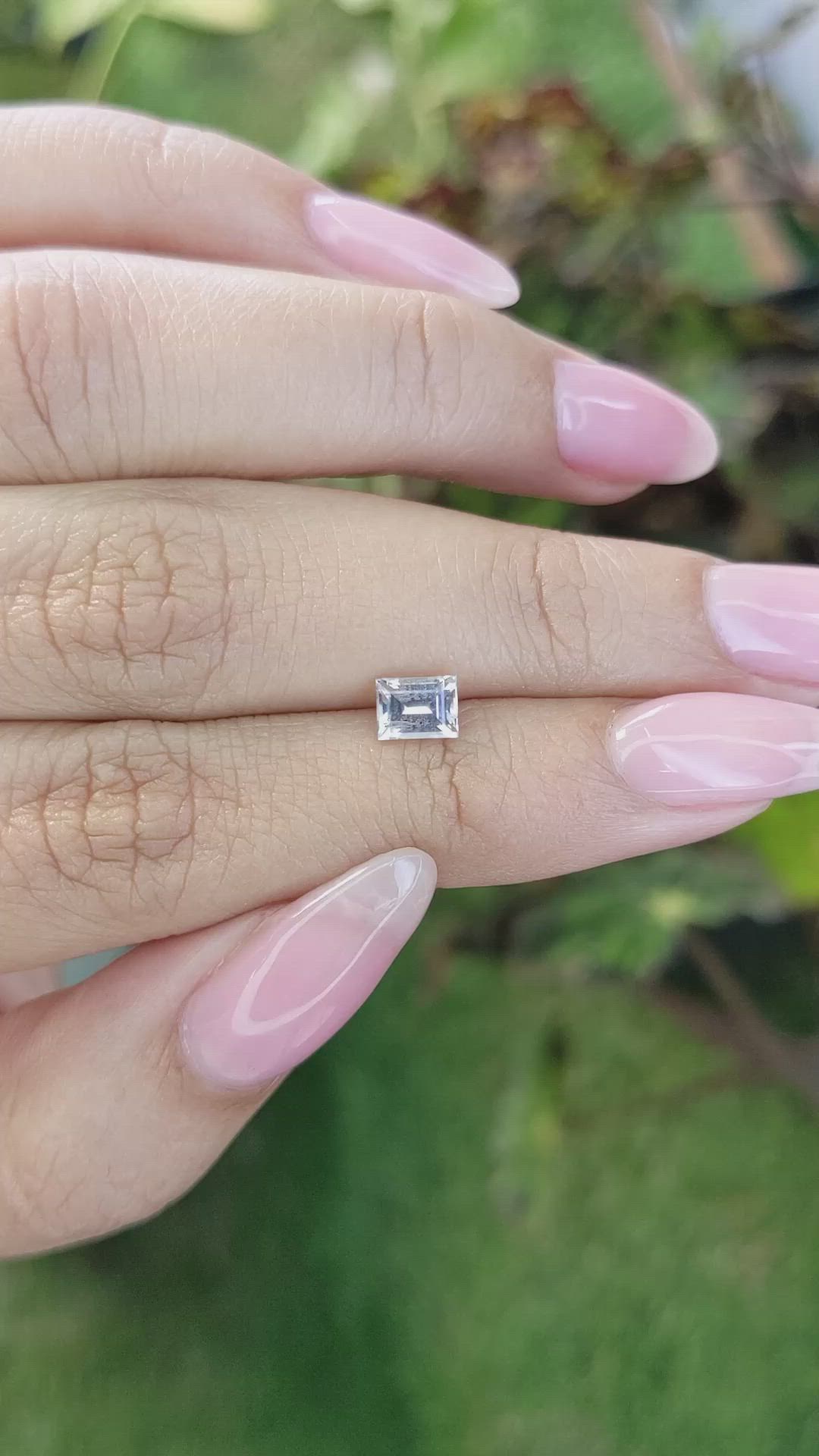 0.90 Ct. White Sapphire from Ceylon (Sri Lanka) Size Video