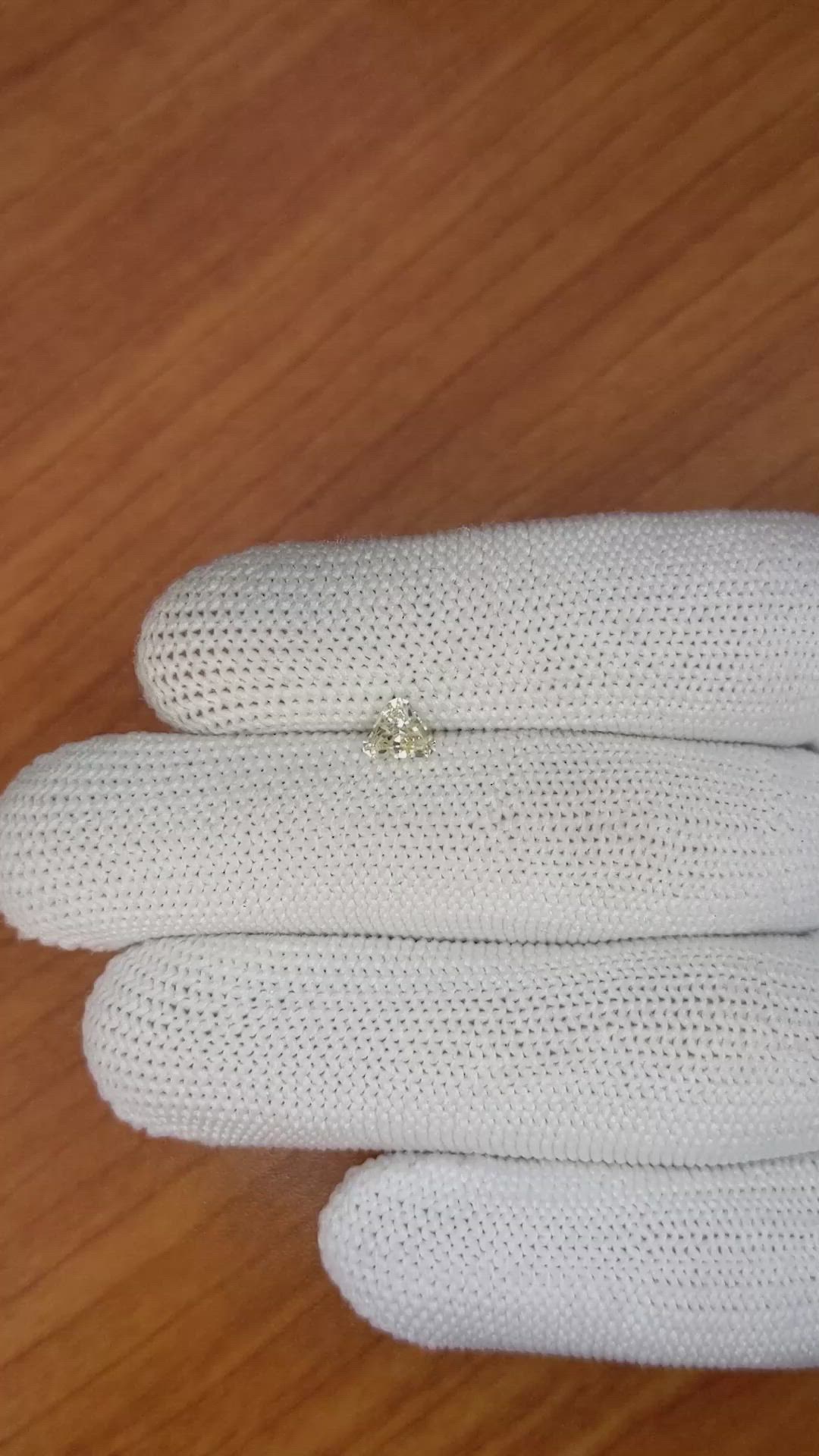 0.63 Ct. Yellow Sapphire from Ceylon (Sri Lanka) Size Video