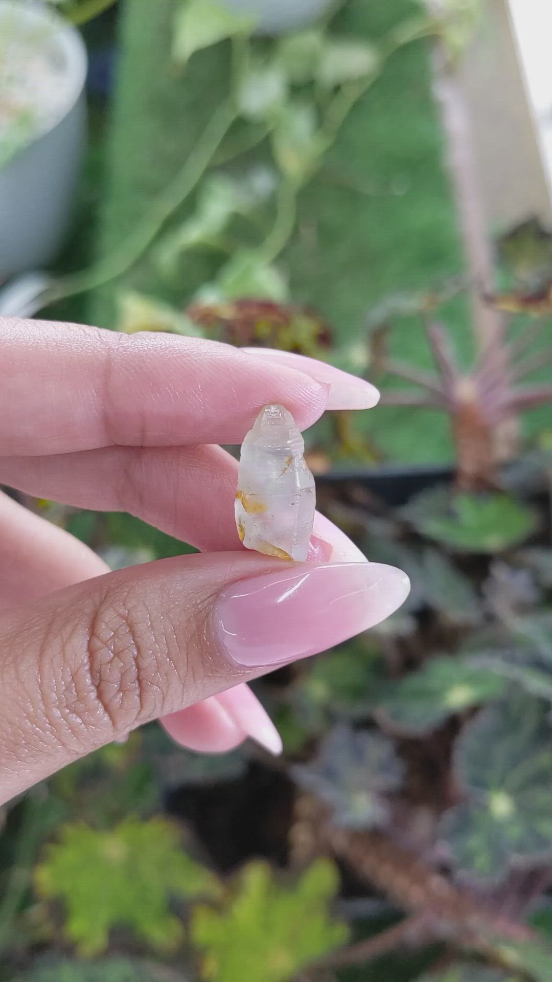 11.38 Ct. Grey Rough Sapphire from Ceylon (Sri Lanka) Size Video