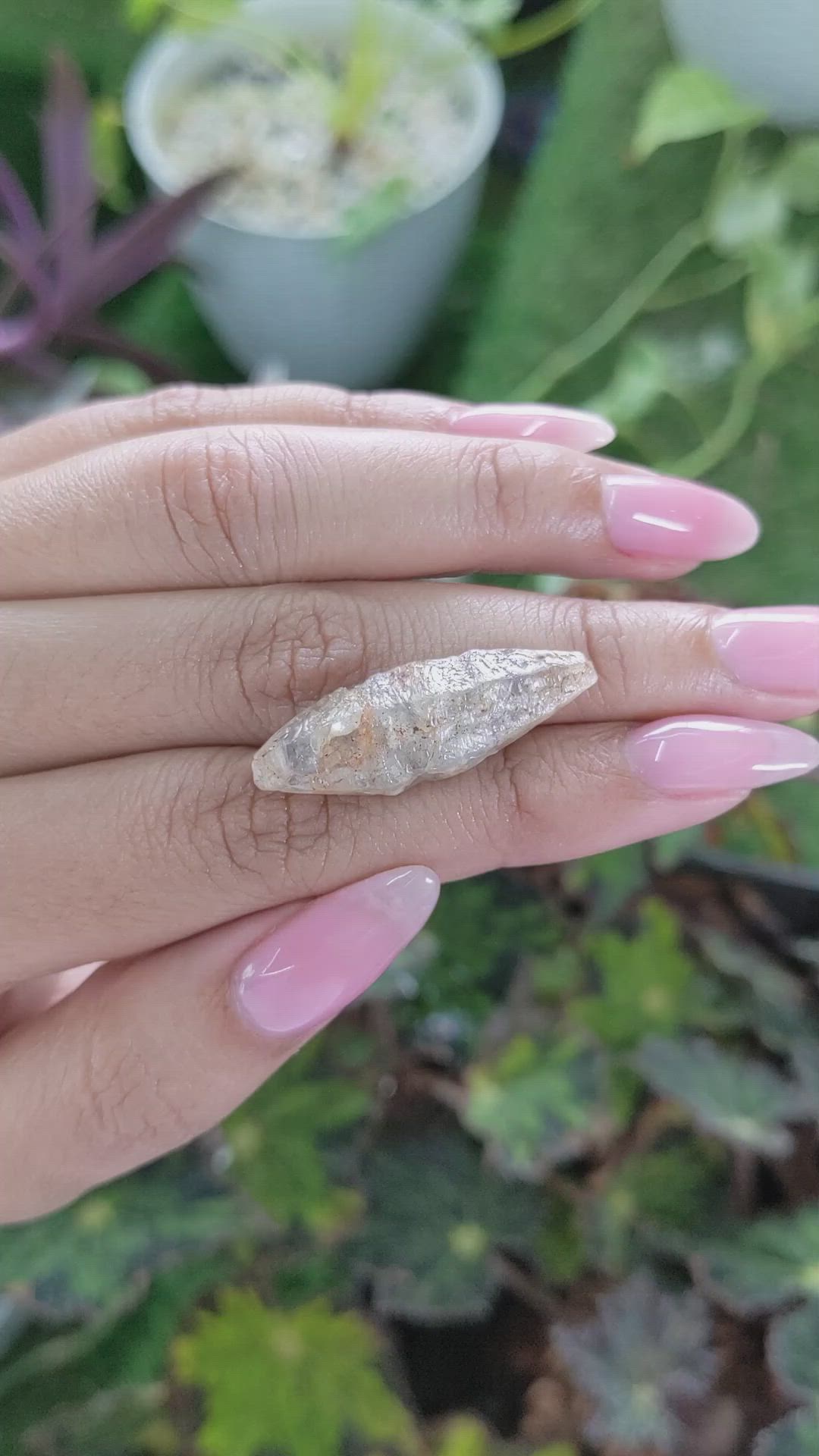 21.10 Ct. Yellow Sapphire Crystal from Ceylon (Sri Lanka) Size Video