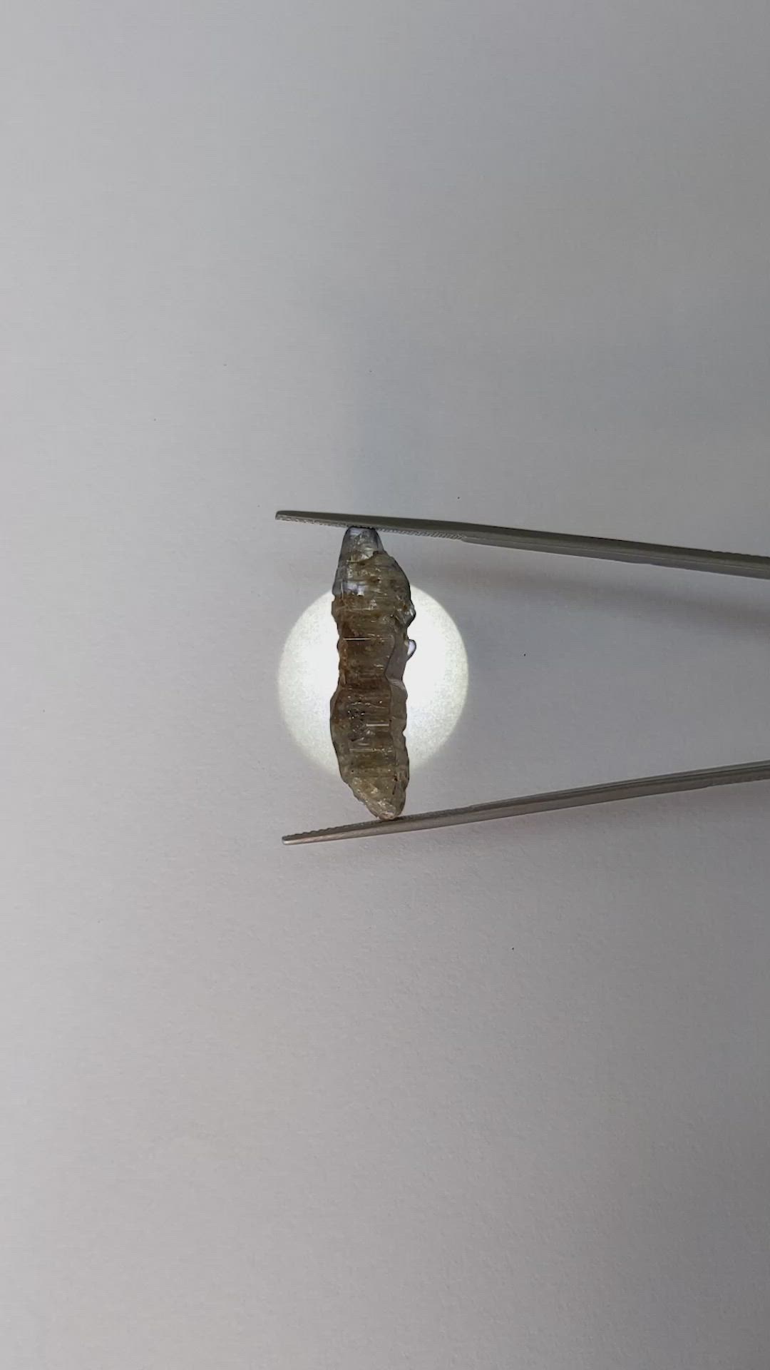 18.11 Ct. Blue Rough Sapphire from Ceylon (Sri Lanka) Size Video