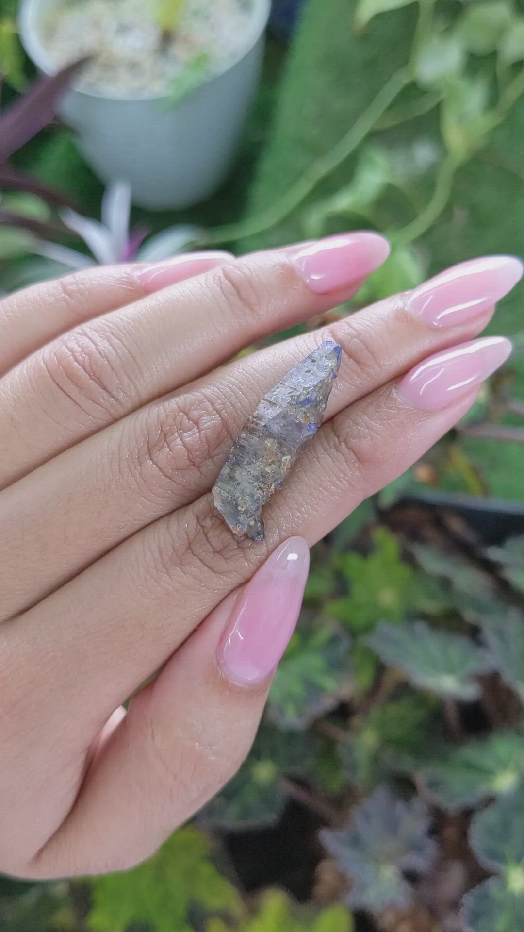 18.11 Ct. Blue Rough Sapphire from Ceylon (Sri Lanka) Size Video