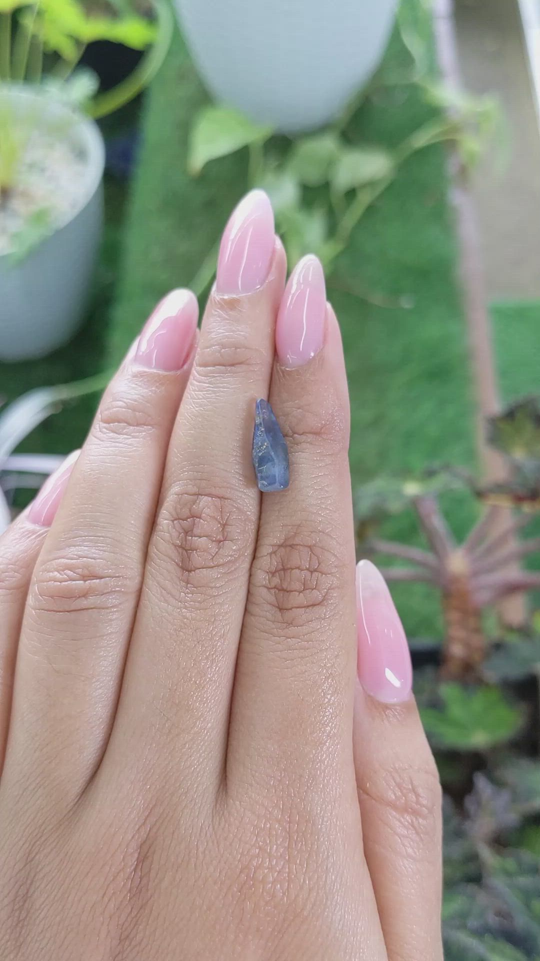 3.79 Ct. Blue Rough Sapphire Crystal from Ceylon (Sri Lanka) Size Video