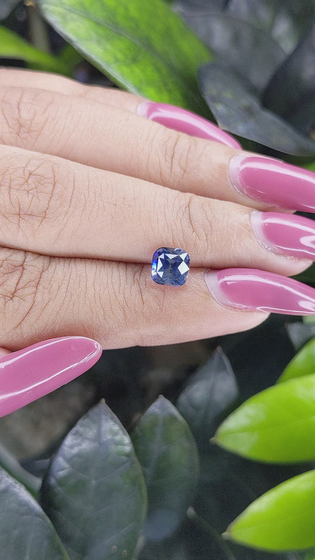 1.57 Ct. Blue Sapphire from Ceylon (Sri Lanka) Size Video