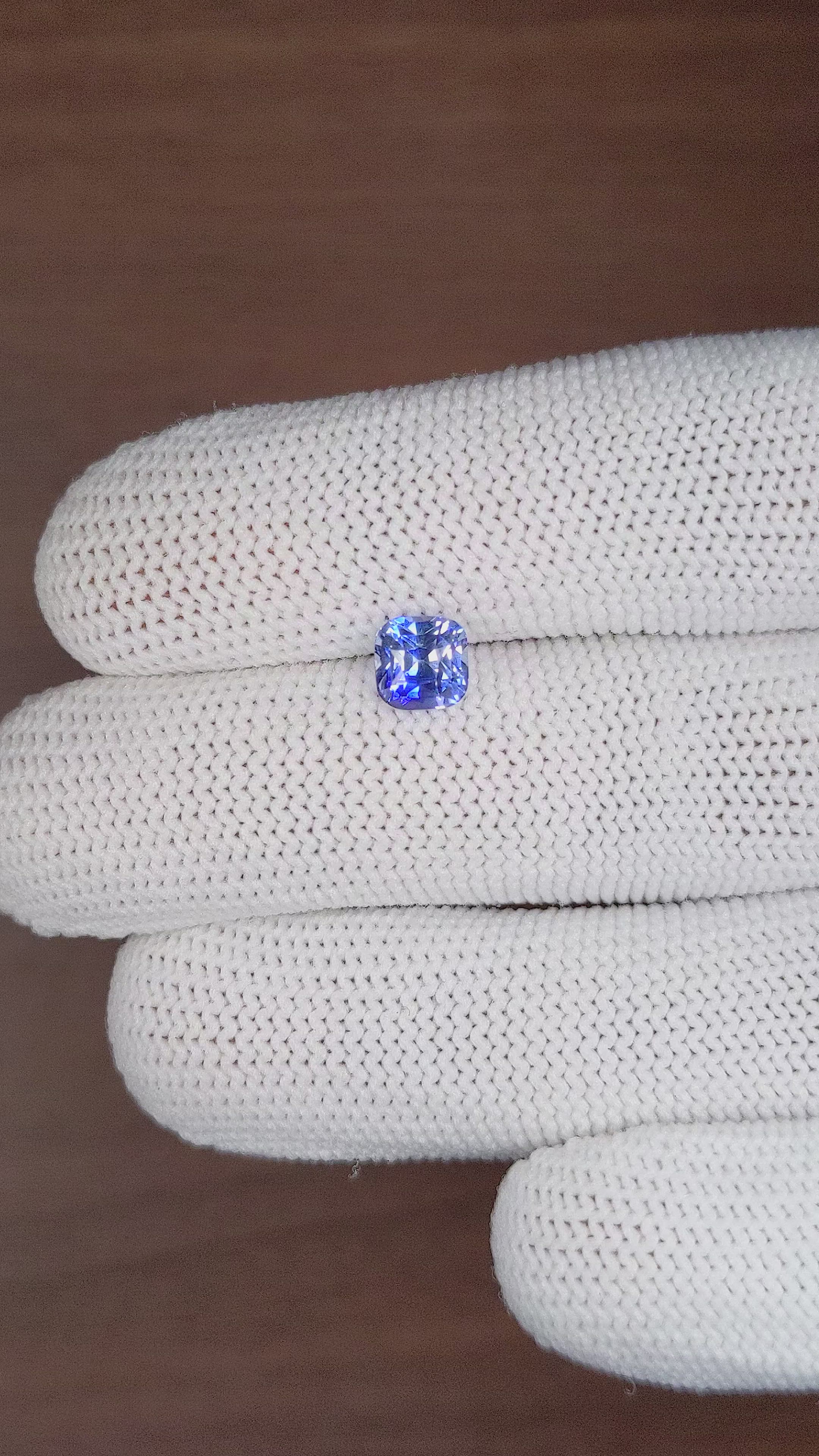 1.57 Ct. Blue Sapphire from Ceylon (Sri Lanka) Size Video