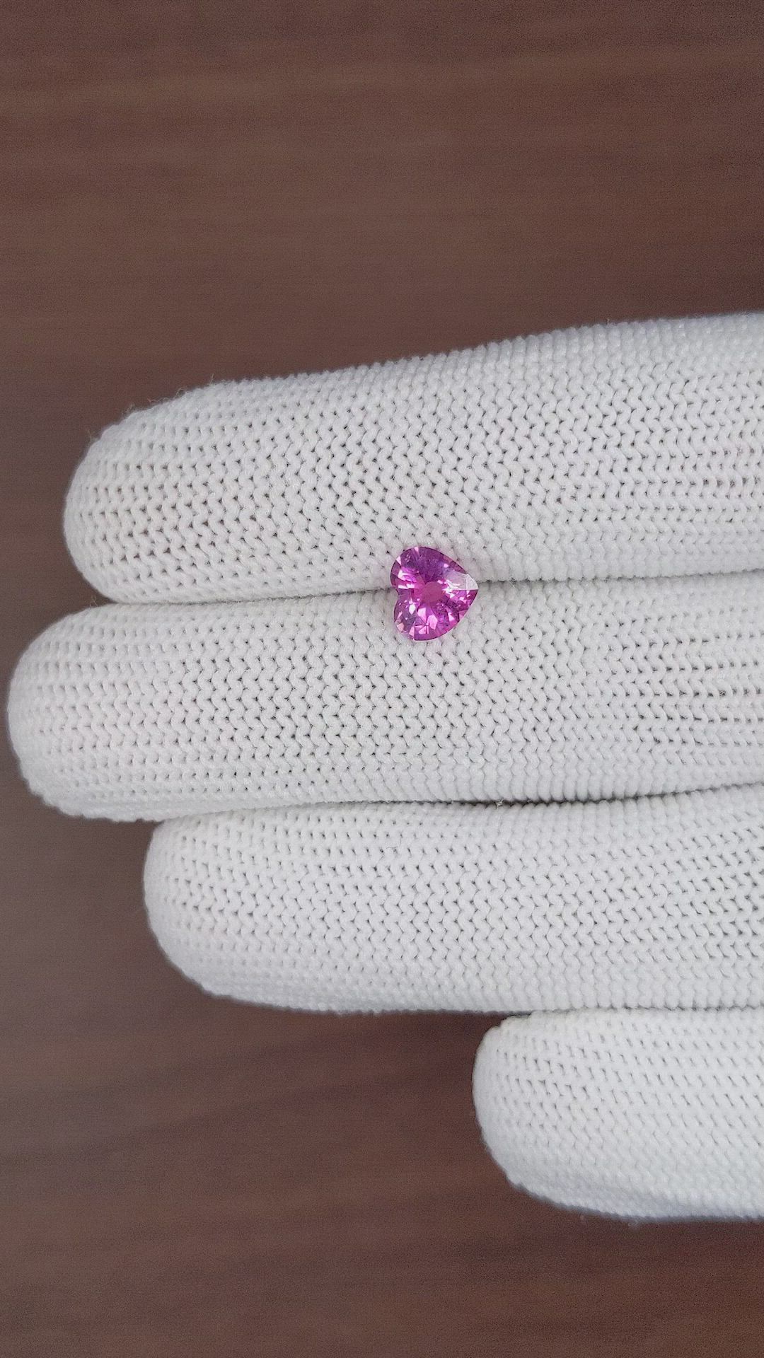 1.16 Ct. Pink Sapphire from Ceylon (Sri Lanka) Size Video