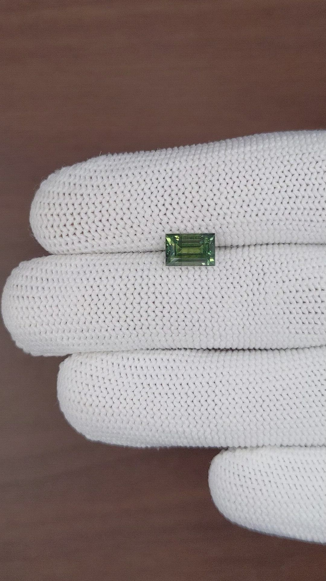 2.00 Ct. Yellowish Green Sapphire from Madagascar Size Video