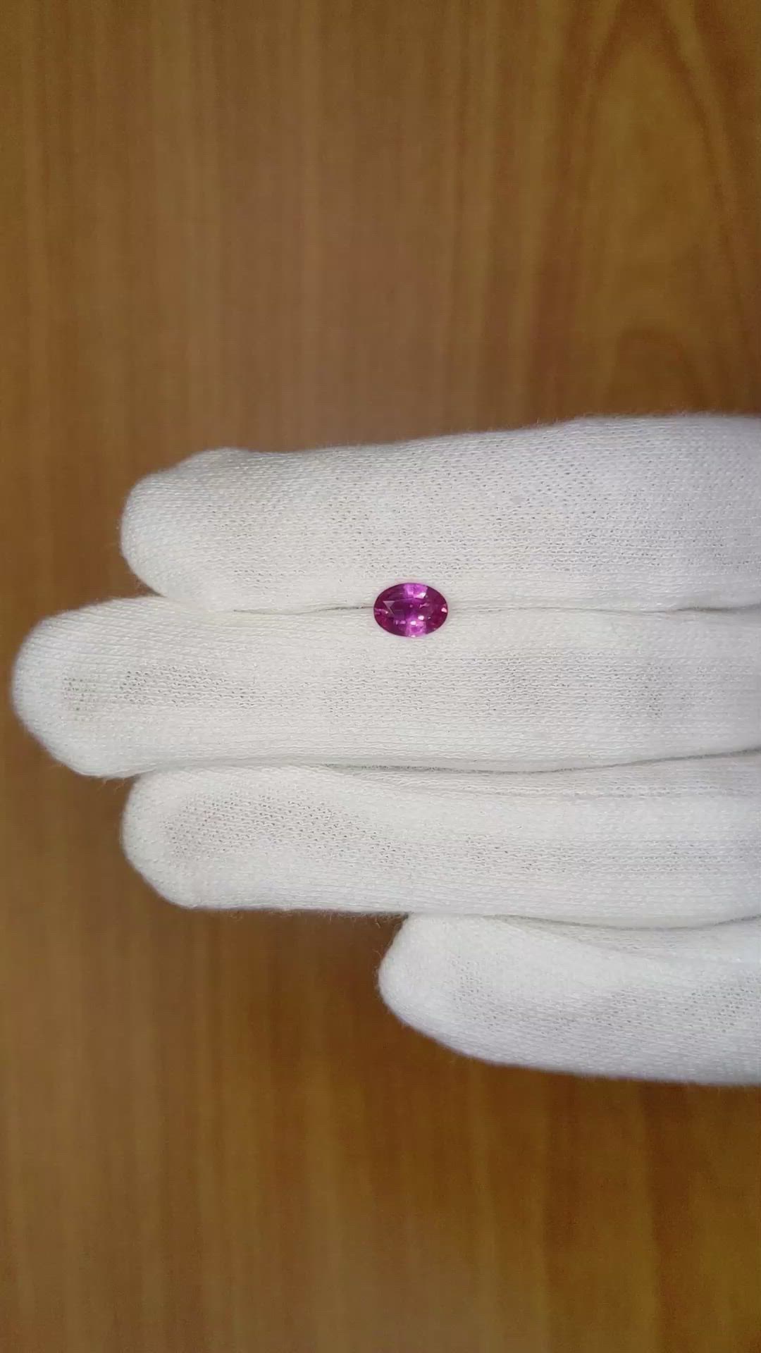 0.76 Ct. Purplish Pink Sapphire from Ceylon (Sri Lanka) Size Video