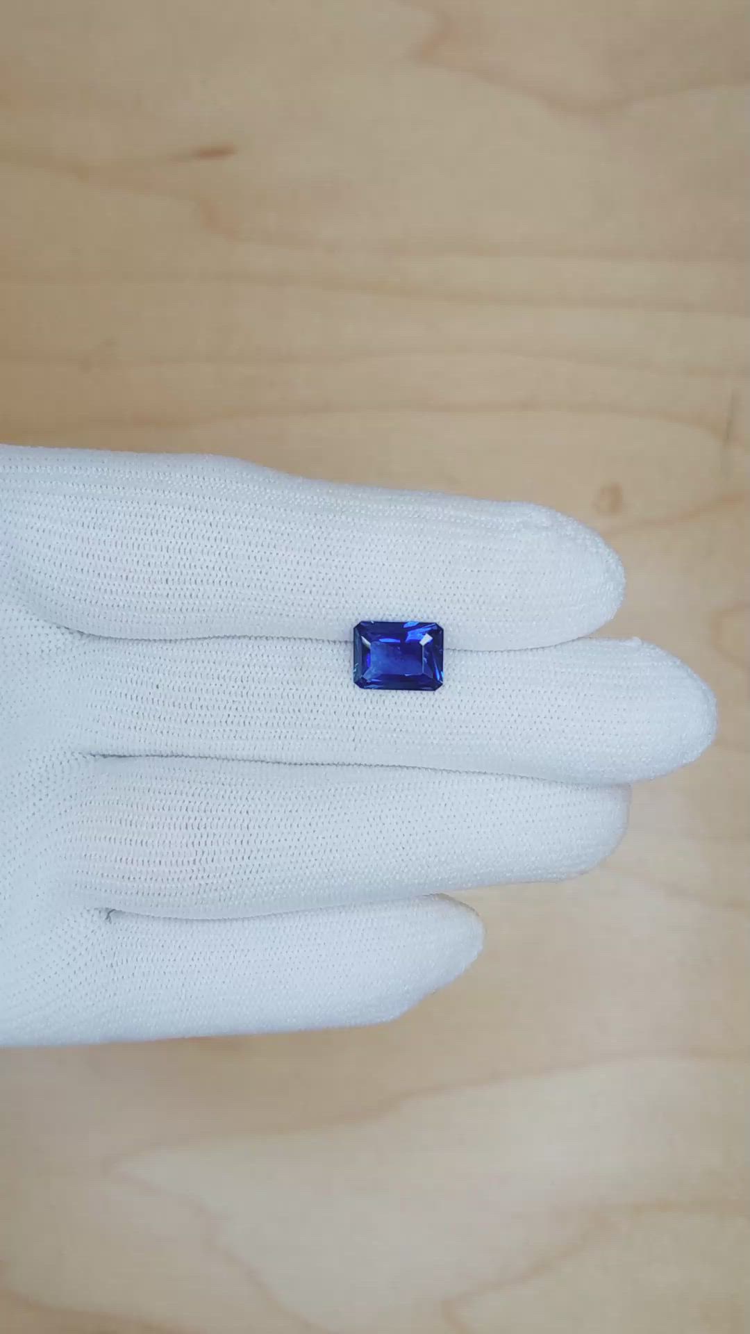 2.97 Ct. Blue Sapphire from Ceylon (Sri Lanka) Size Video